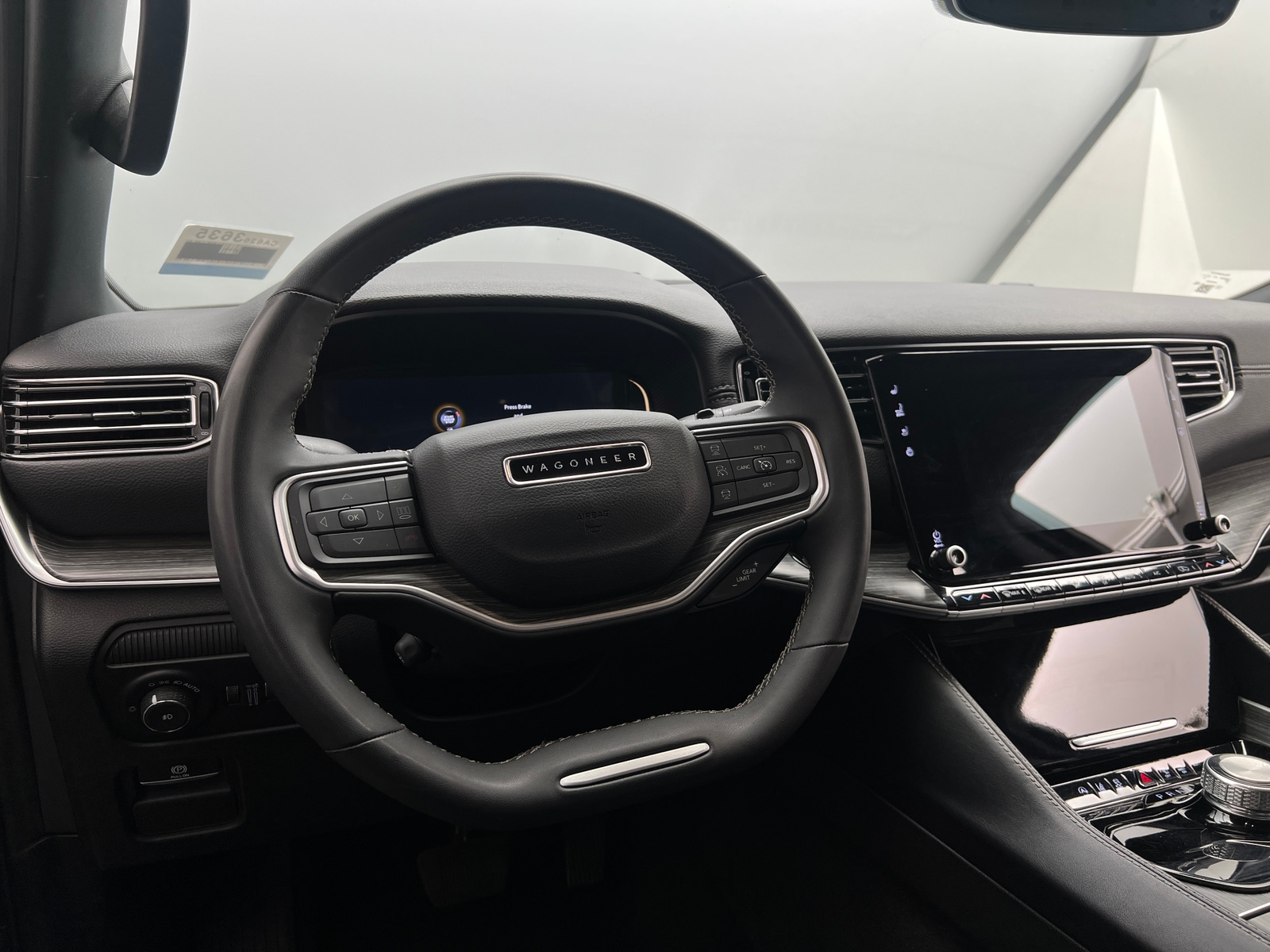 Thumbnail: 2024 Jeep Wagoneer - 4