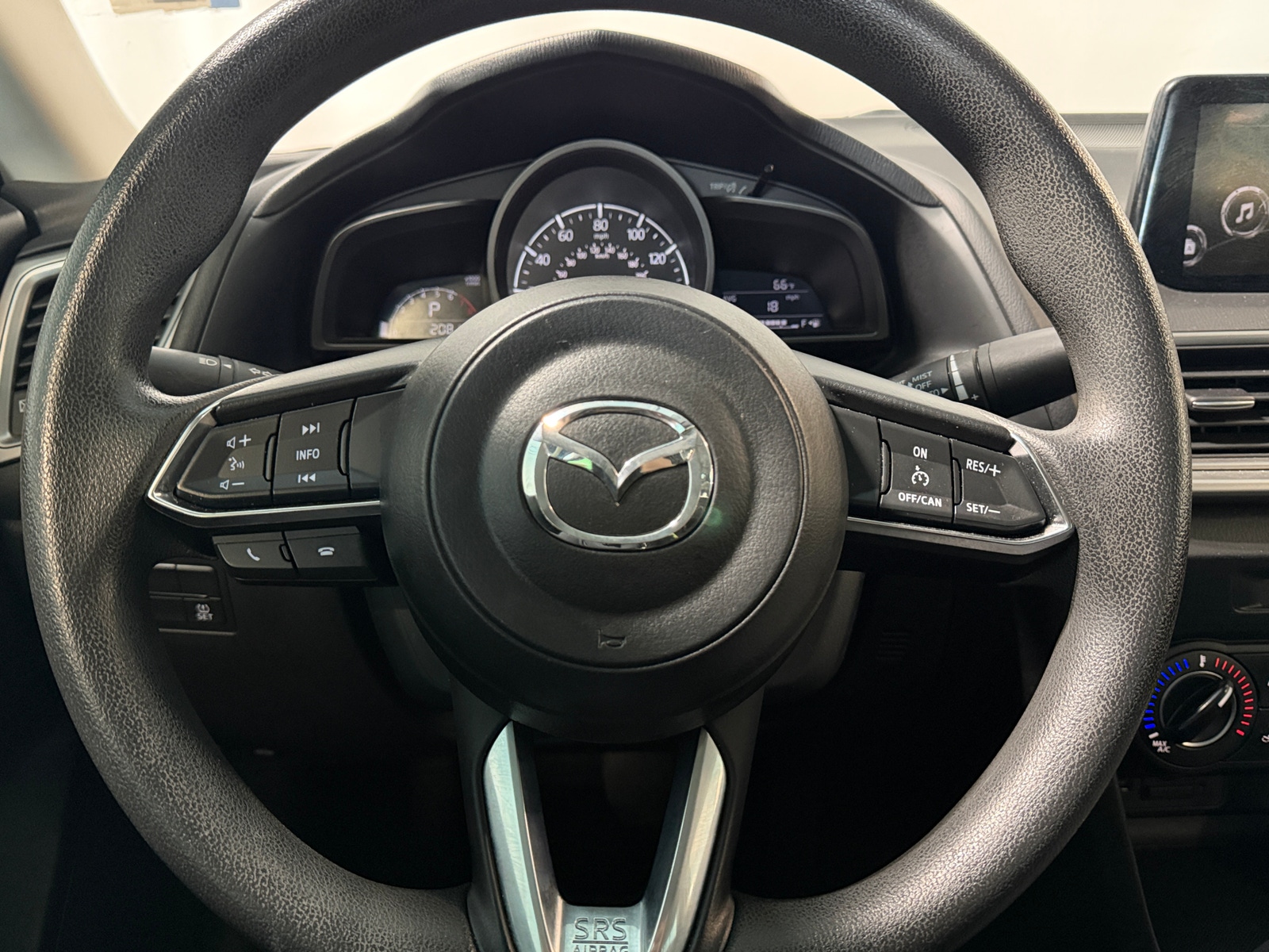 Thumbnail: 2018 Mazda Mazda3 - 4
