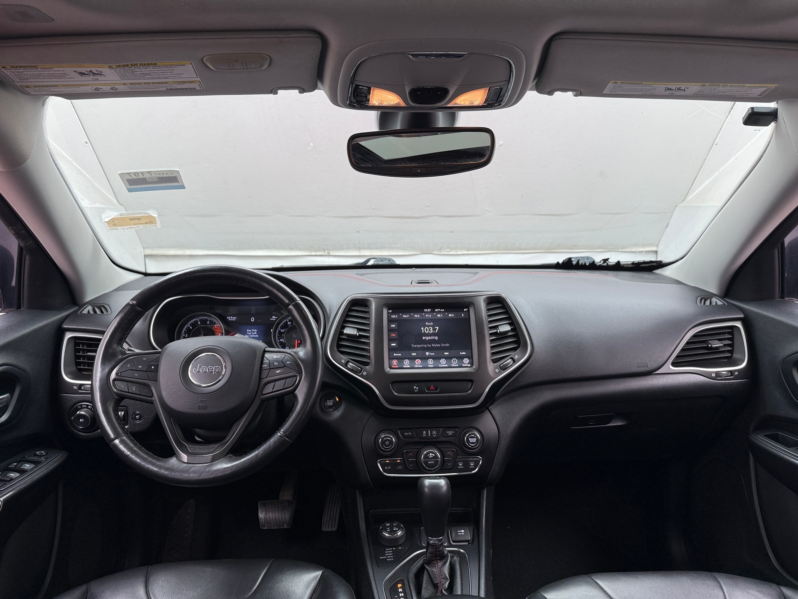 Thumbnail: 2019 Jeep Cherokee - 3