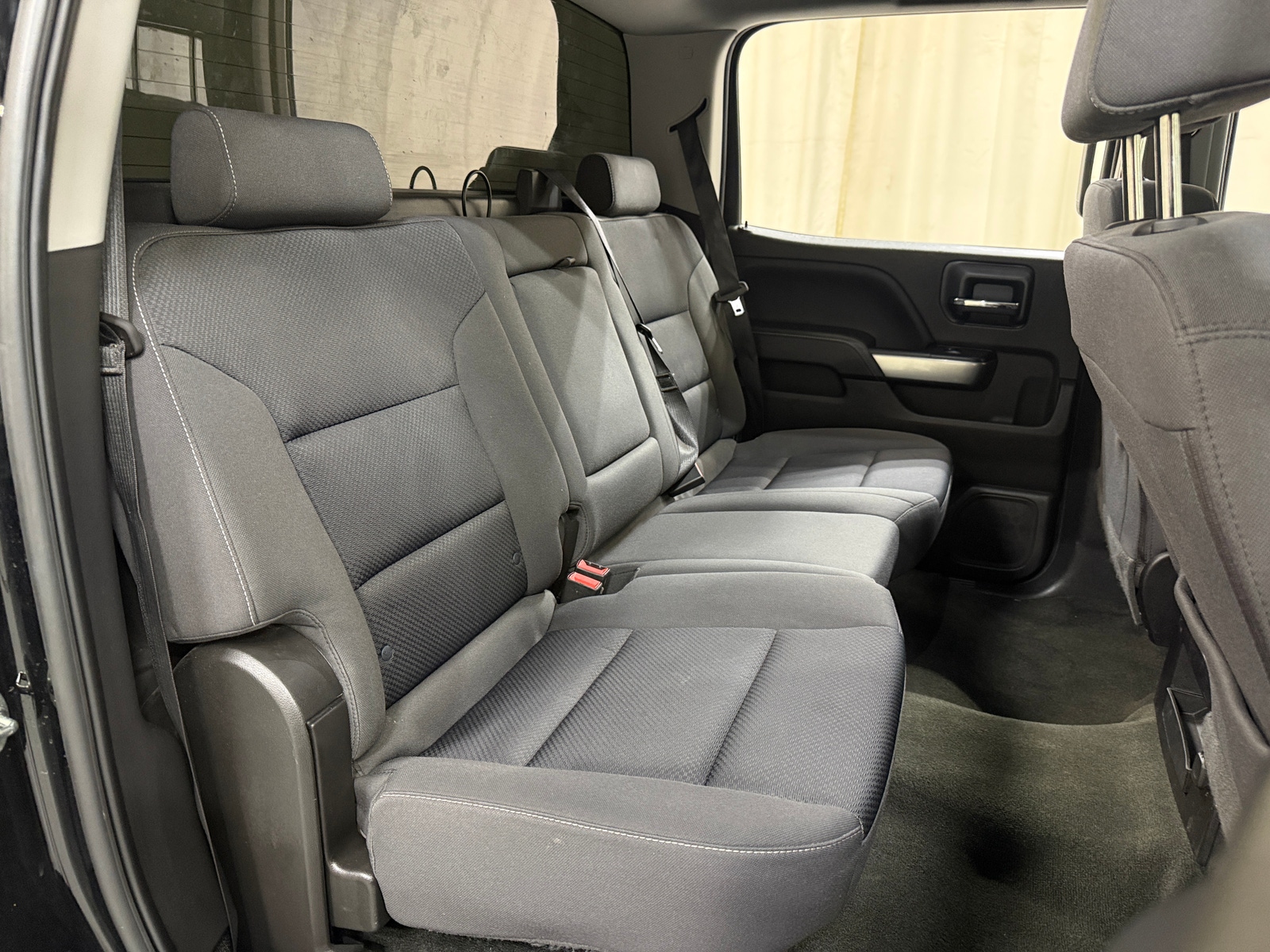 Thumbnail: 2018 Chevrolet Silverado 1500 - 6