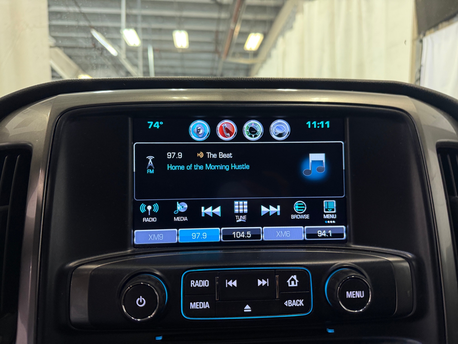 Thumbnail: 2018 Chevrolet Silverado 1500 - 4