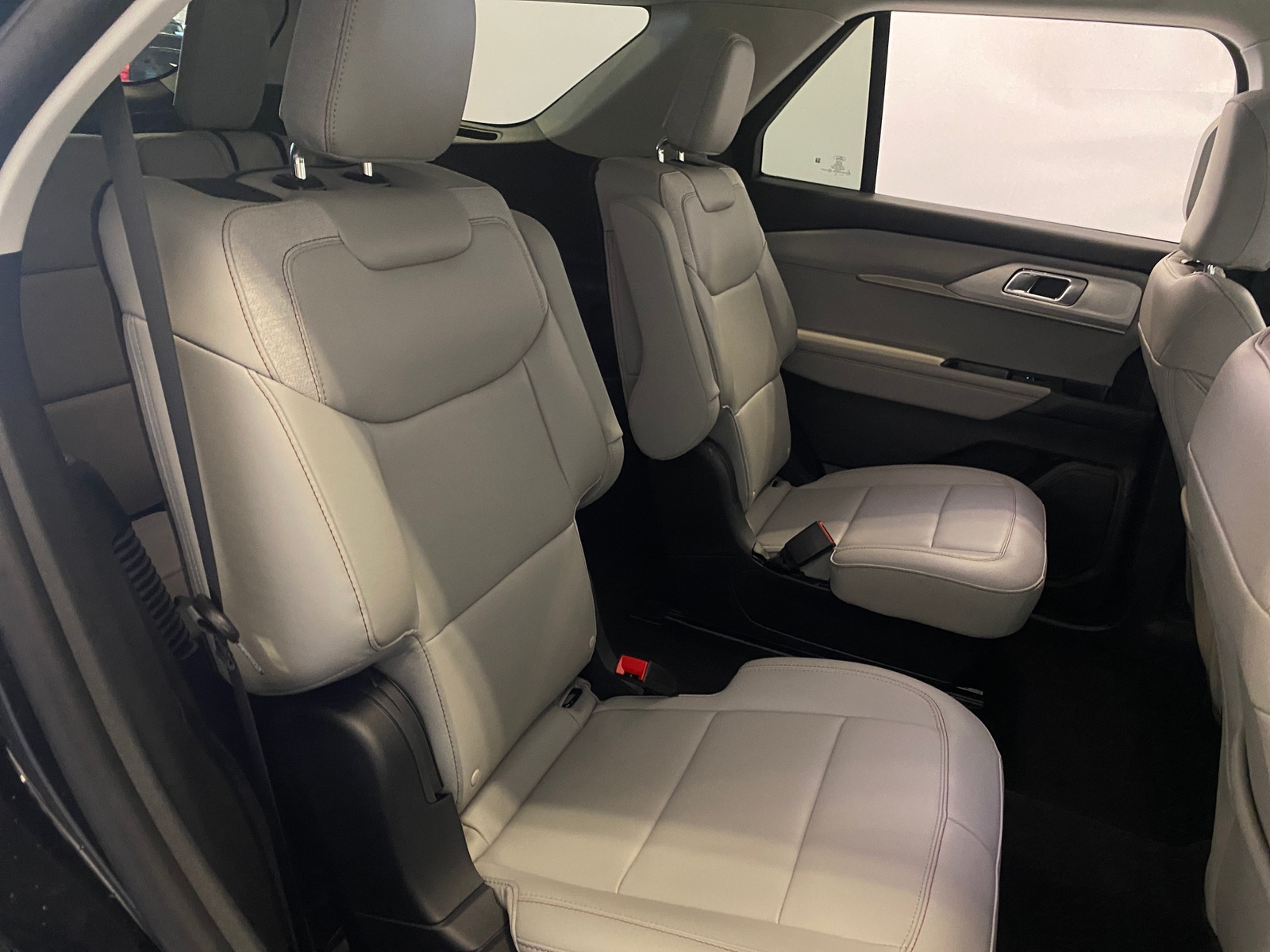 Thumbnail: 2026 Ford Explorer - 6