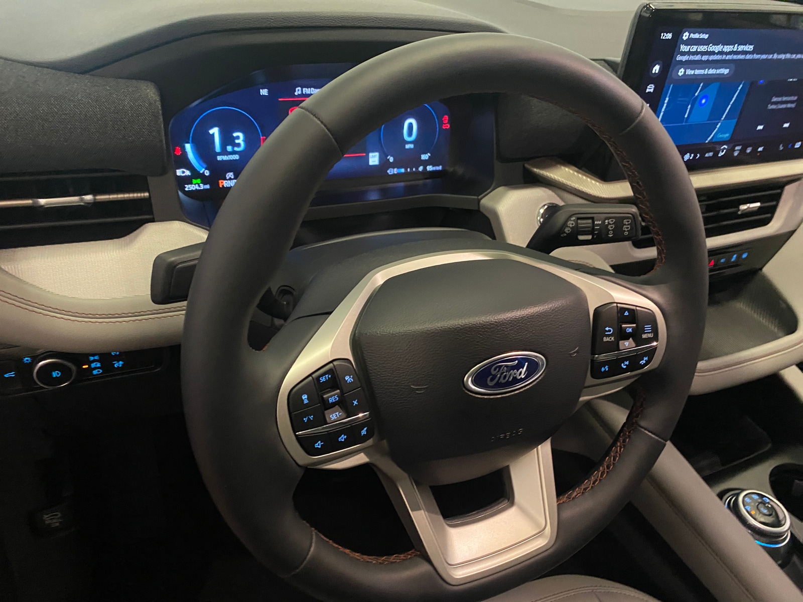 Thumbnail: 2026 Ford Explorer - 5