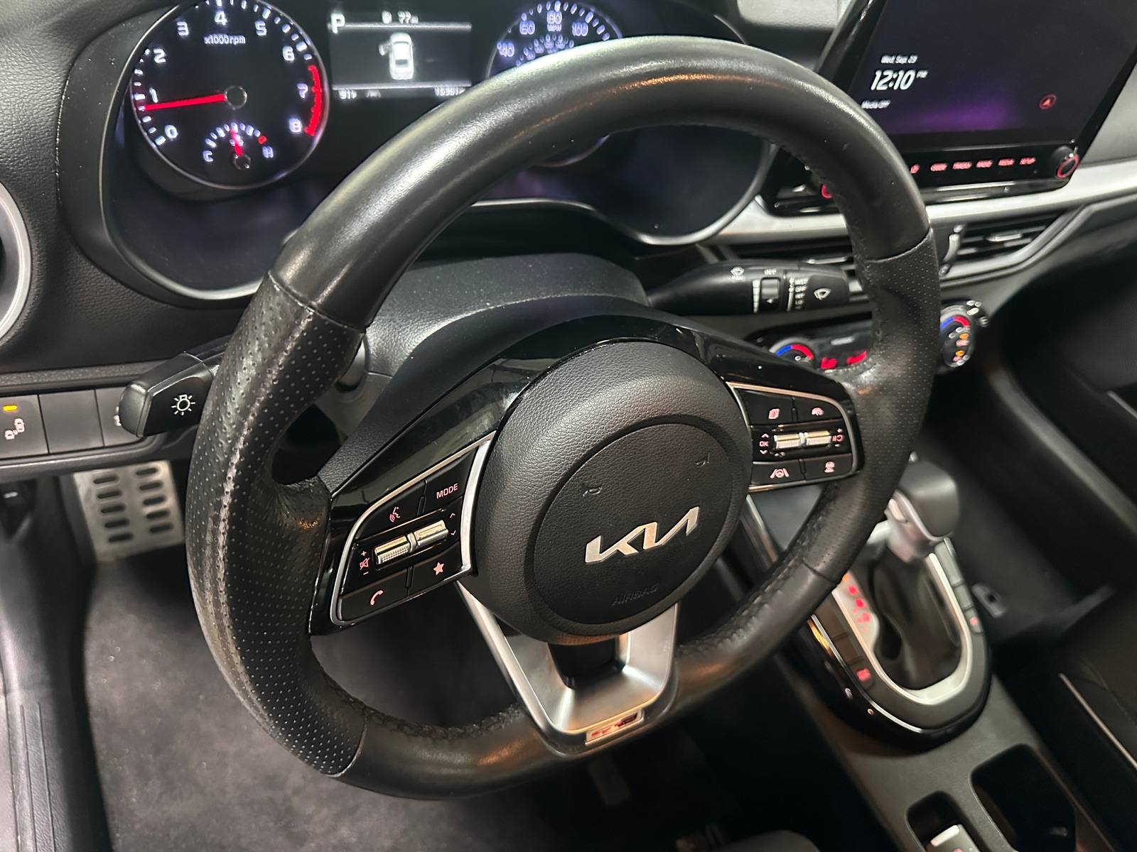 Thumbnail: 2024 Kia Forte - 4