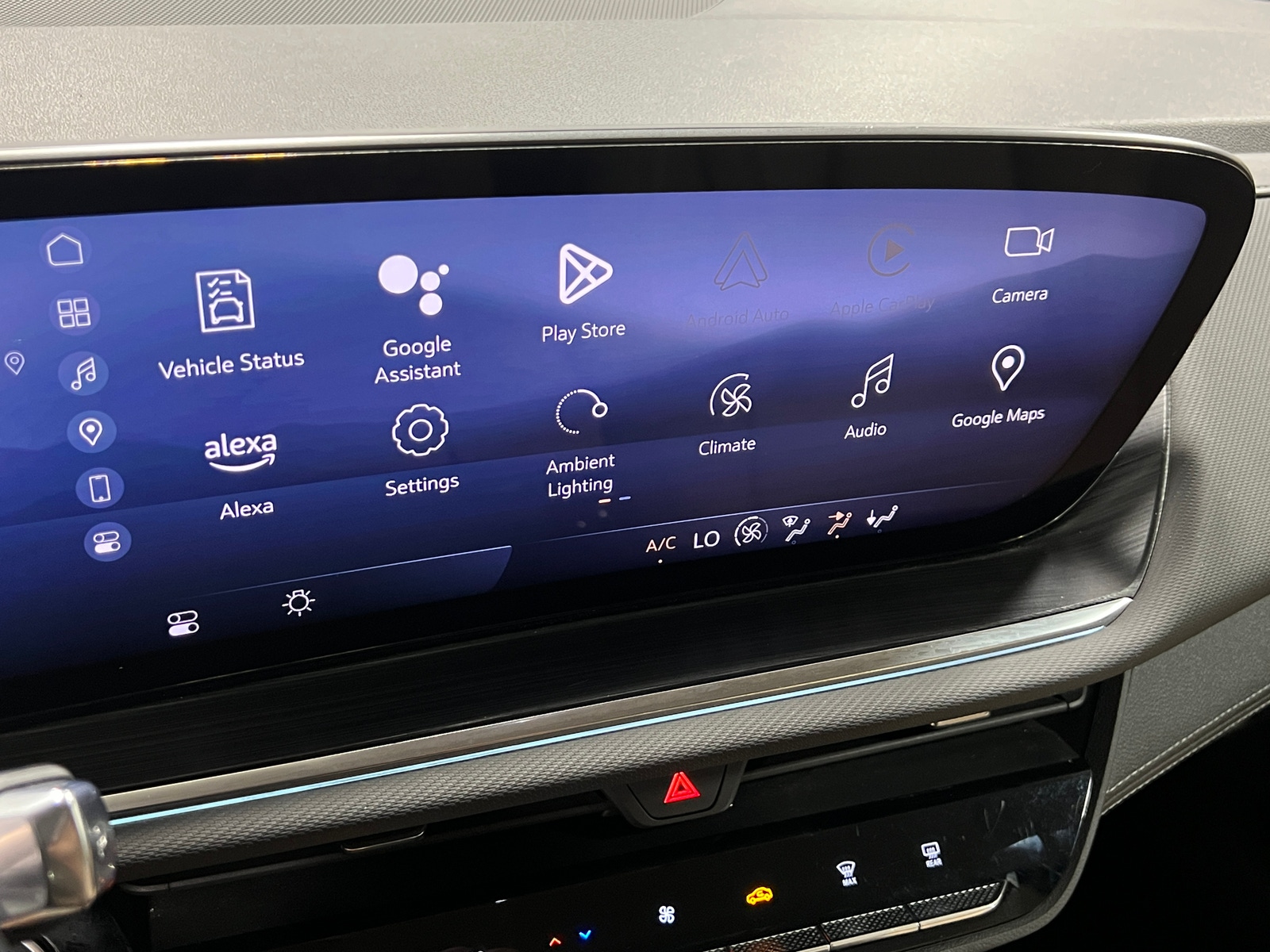 Thumbnail: 2024 Buick Envision - 3