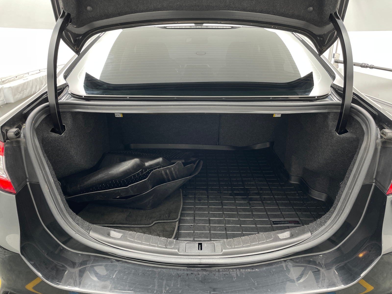 Thumbnail: 2015 Ford Fusion - 6