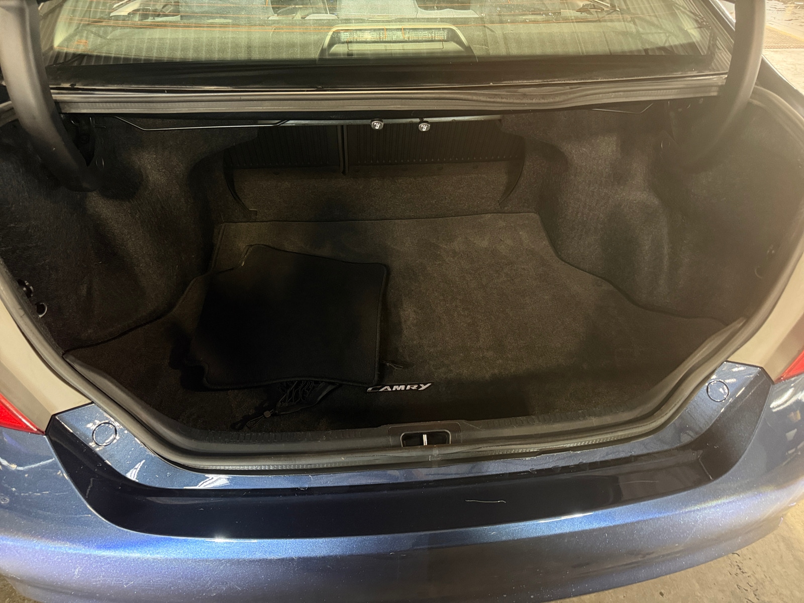 Thumbnail: 2015 Toyota Camry - 7