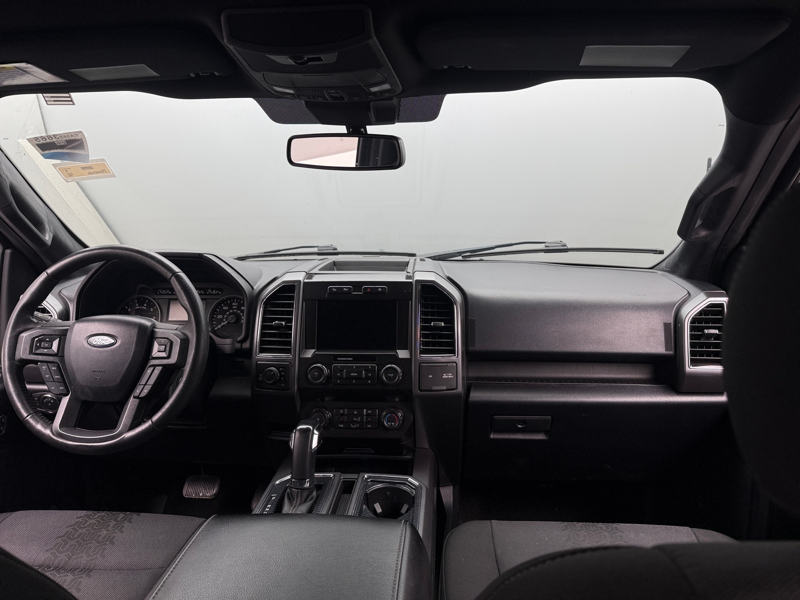 Thumbnail: 2020 Ford Econoline - 3