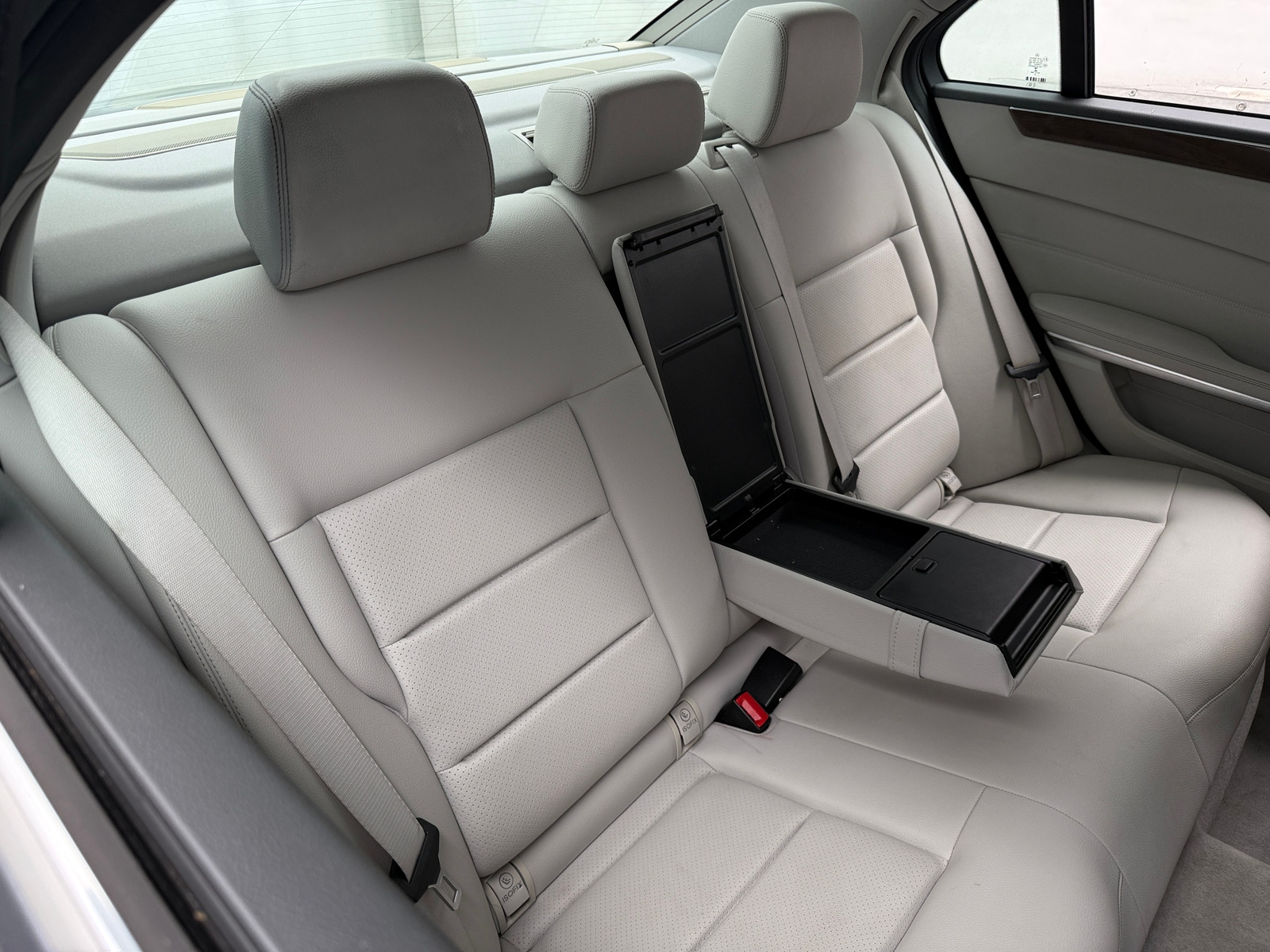 Thumbnail: 2016 Mercedes-Benz E-Class - 5