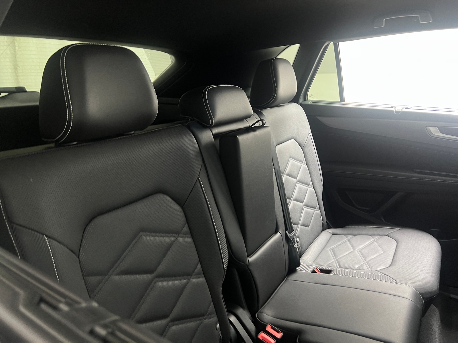 Thumbnail: 2026 Volkswagen Atlas - 6