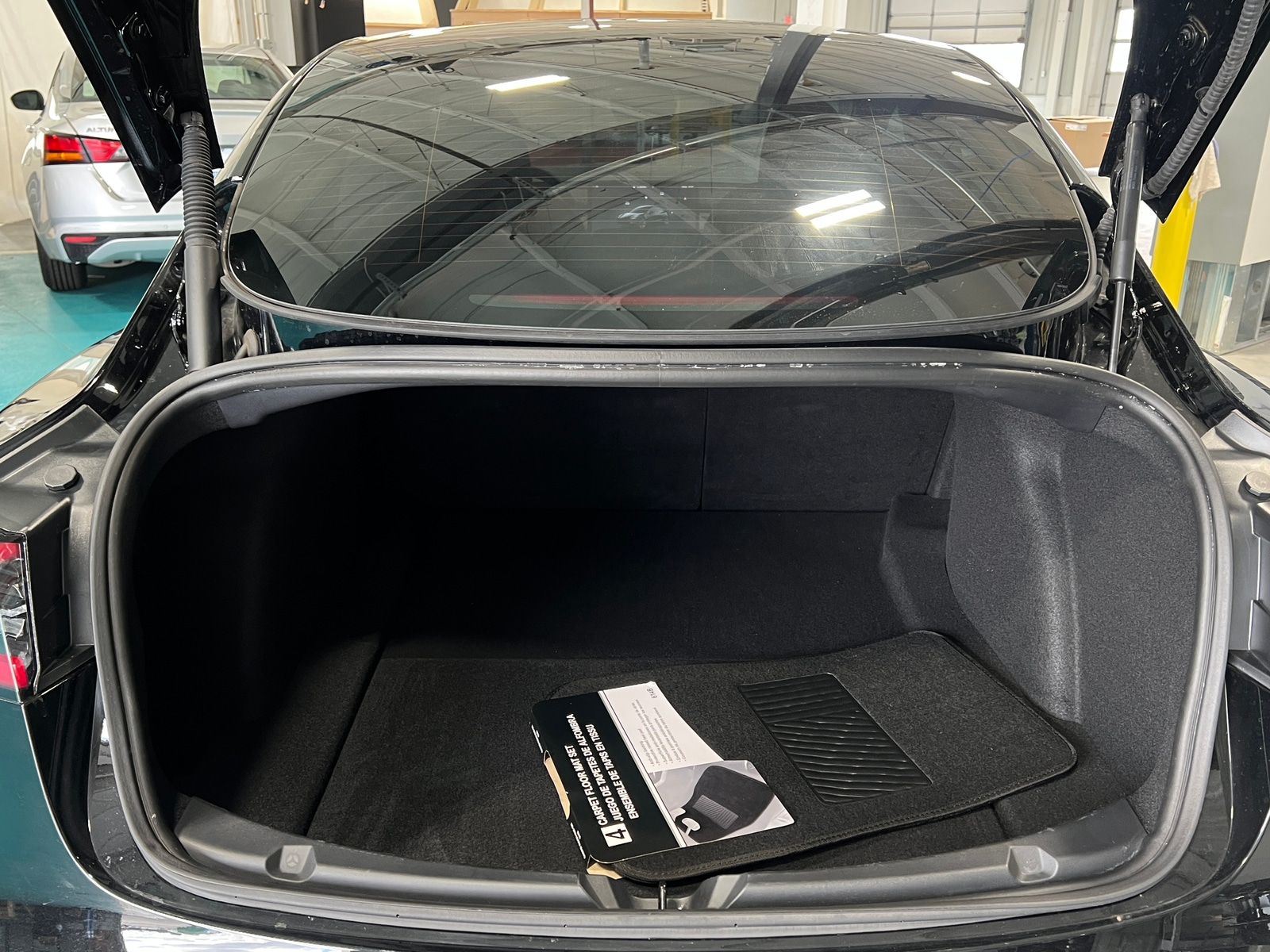 Thumbnail: 2023 Tesla Model 3 - 6