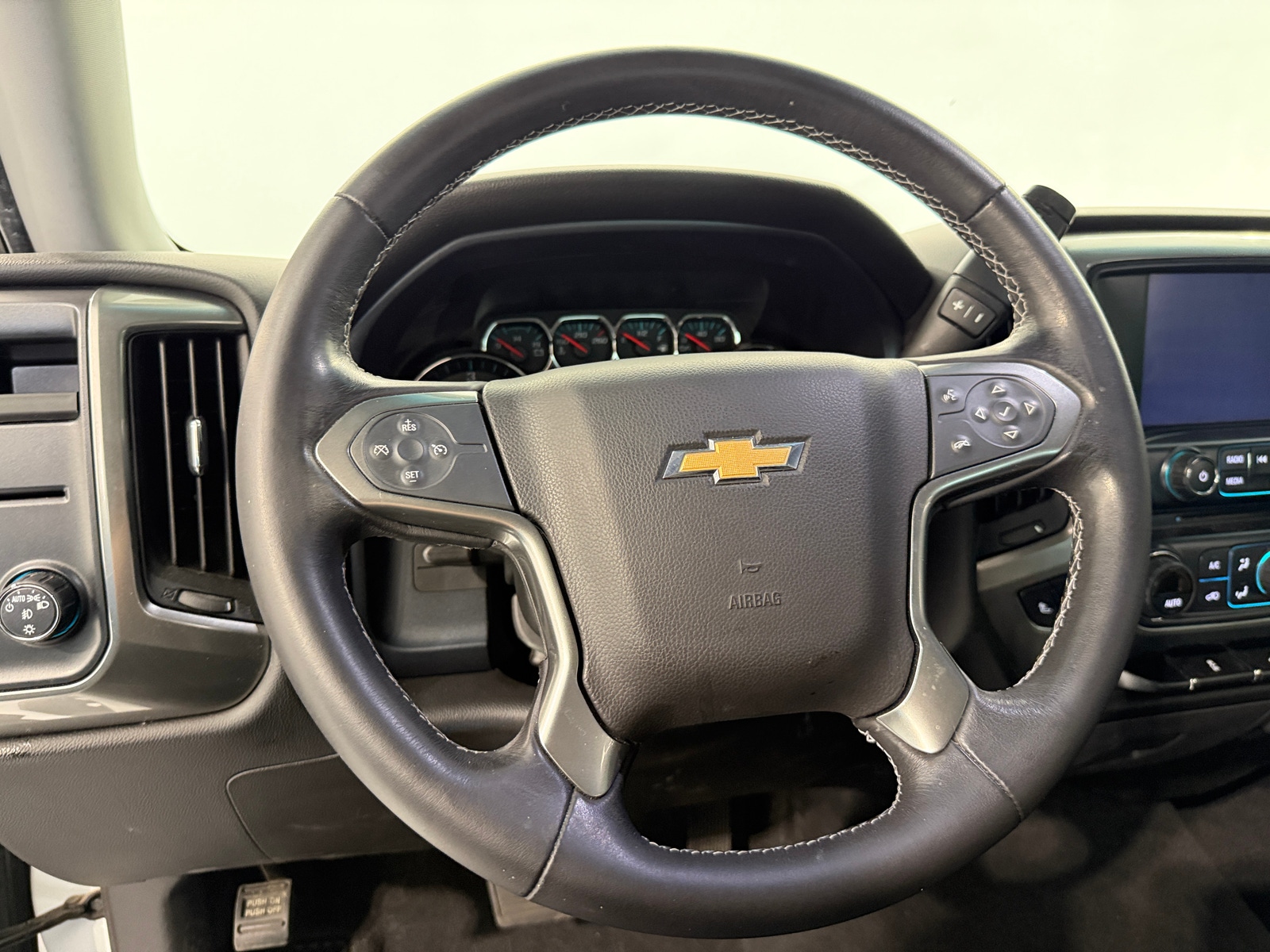 Thumbnail: 2018 Chevrolet Silverado 1500 - 5