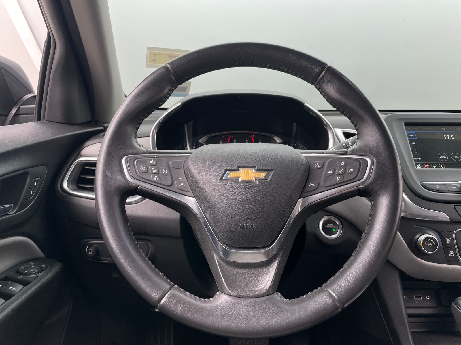 Thumbnail: 2019 Chevrolet Equinox - 5
