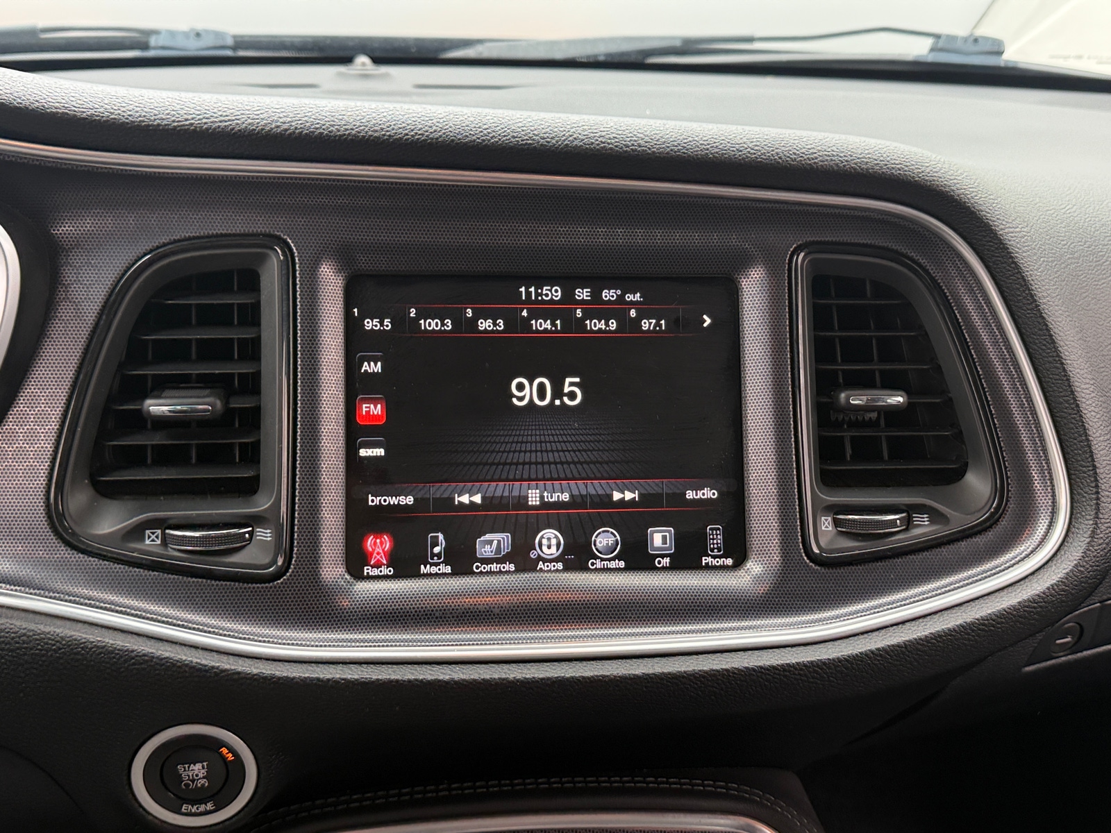 Thumbnail: 2015 Dodge Challenger - 2