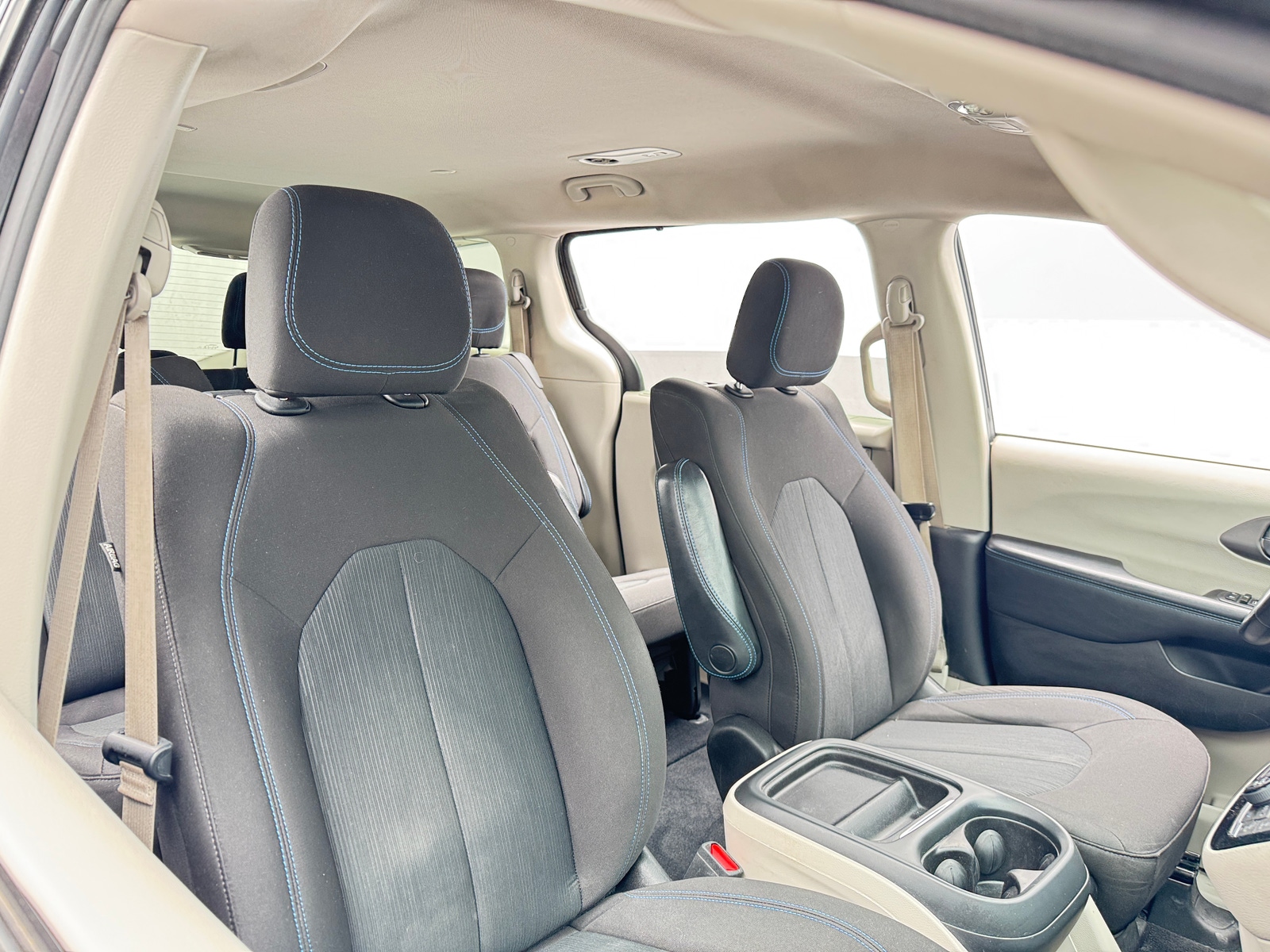 Thumbnail: 2021 Chrysler Pacifica - 2