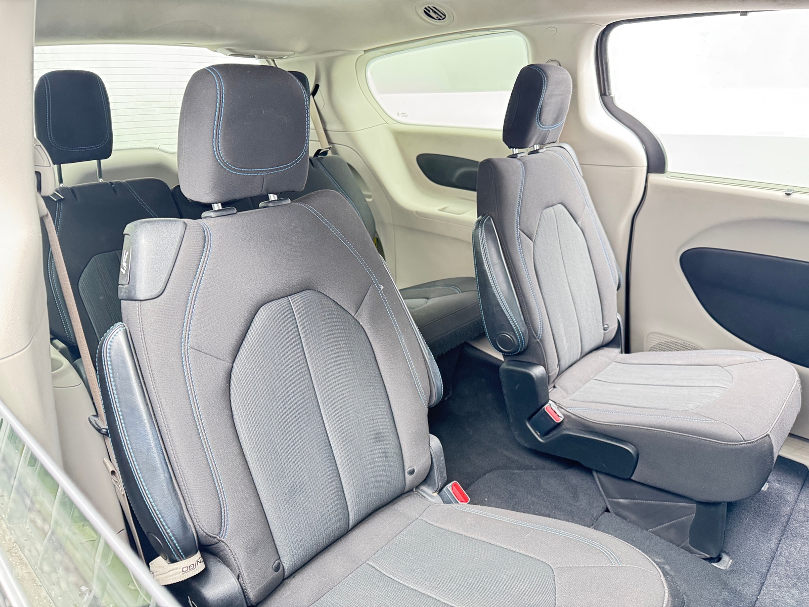 Thumbnail: 2021 Chrysler Pacifica - 6