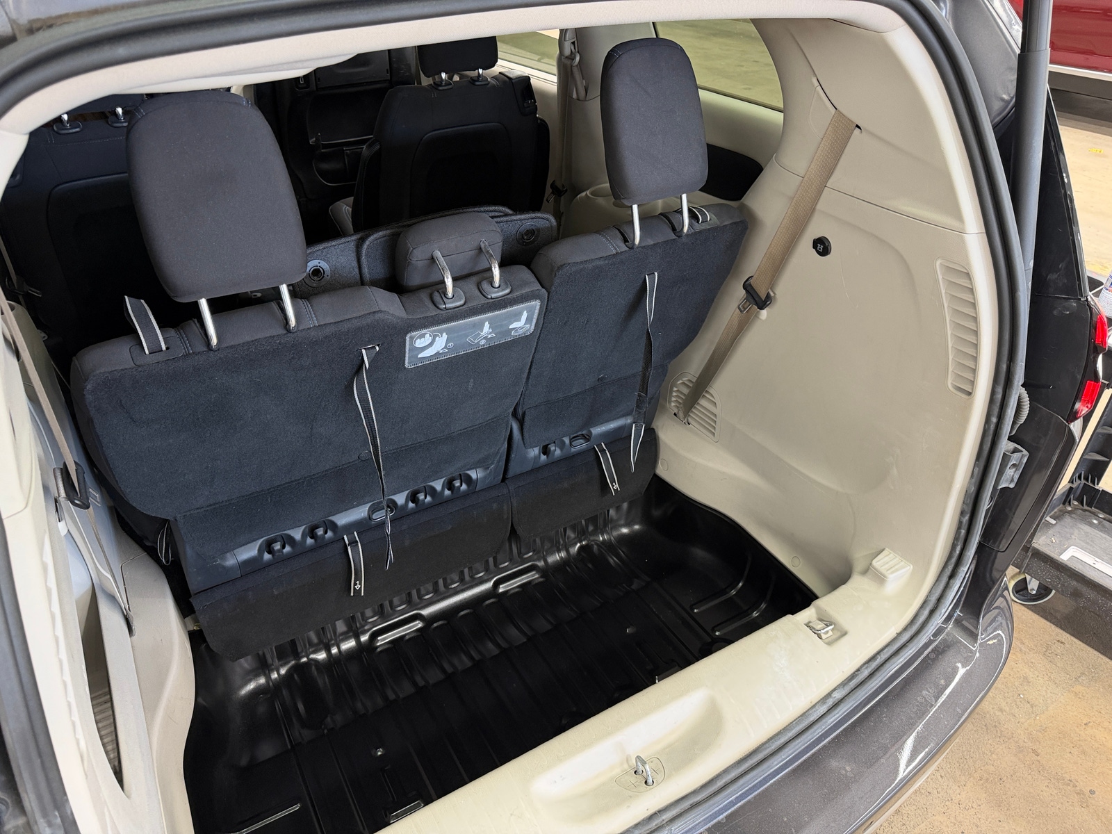 Thumbnail: 2021 Chrysler Pacifica - 7