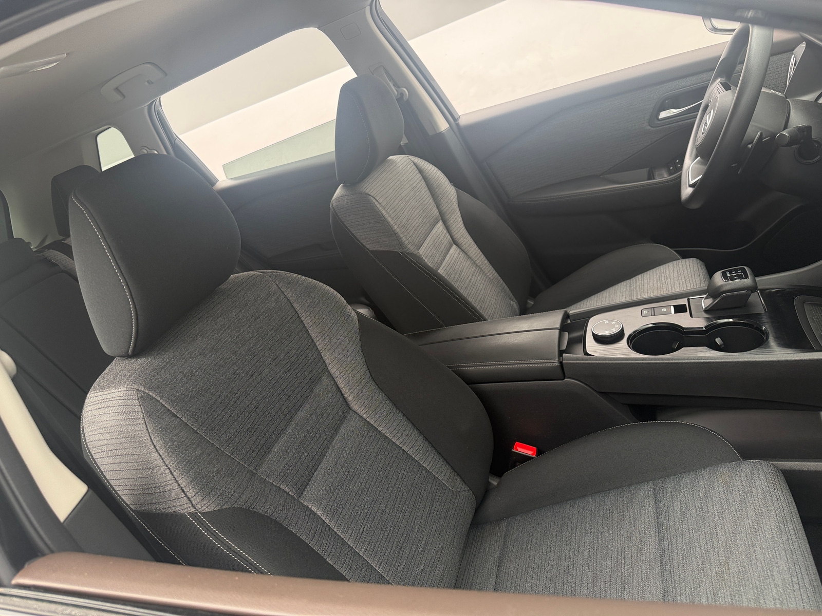 Thumbnail: 2021 Nissan Rogue - 2