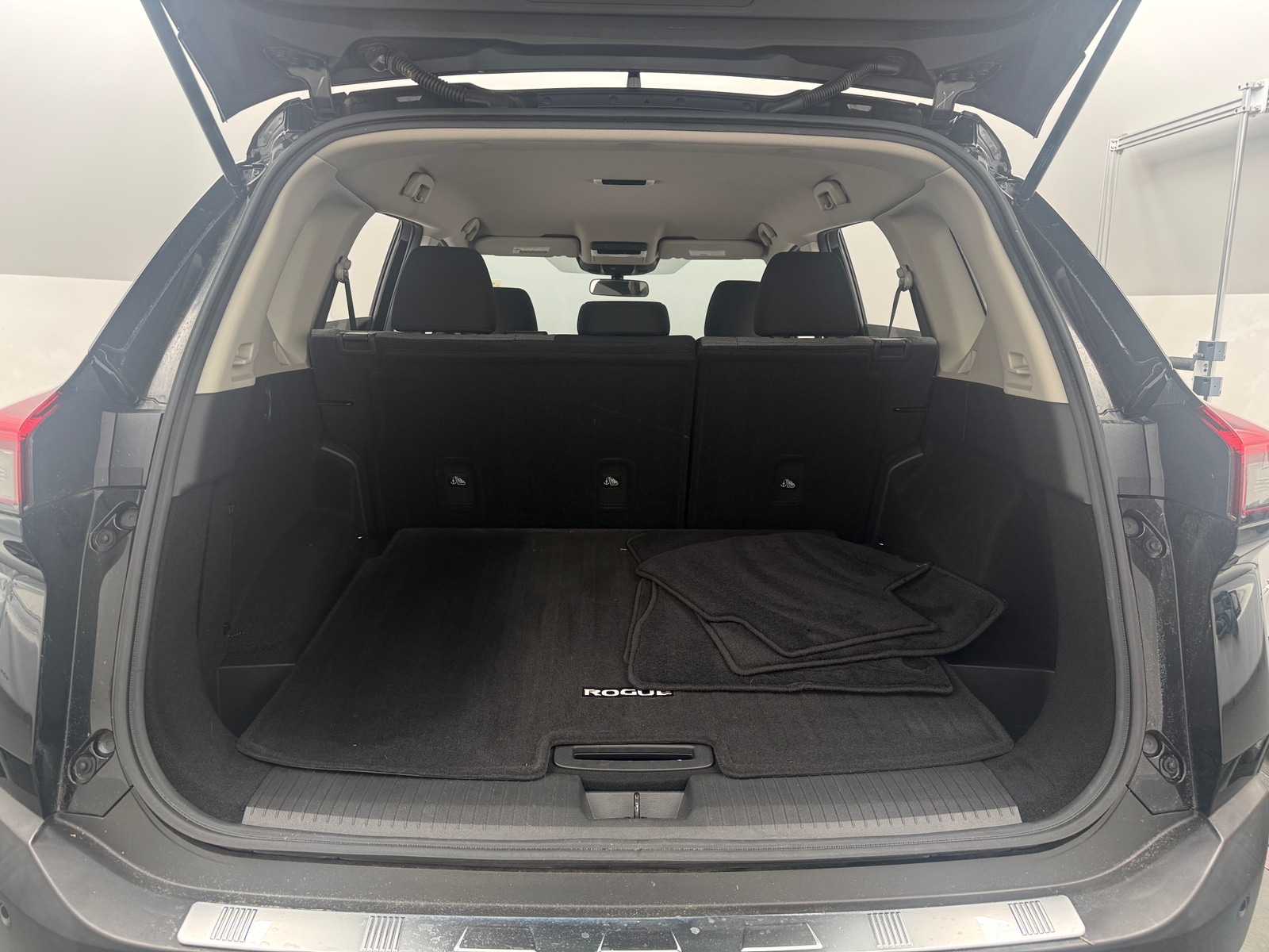 Thumbnail: 2021 Nissan Rogue - 7