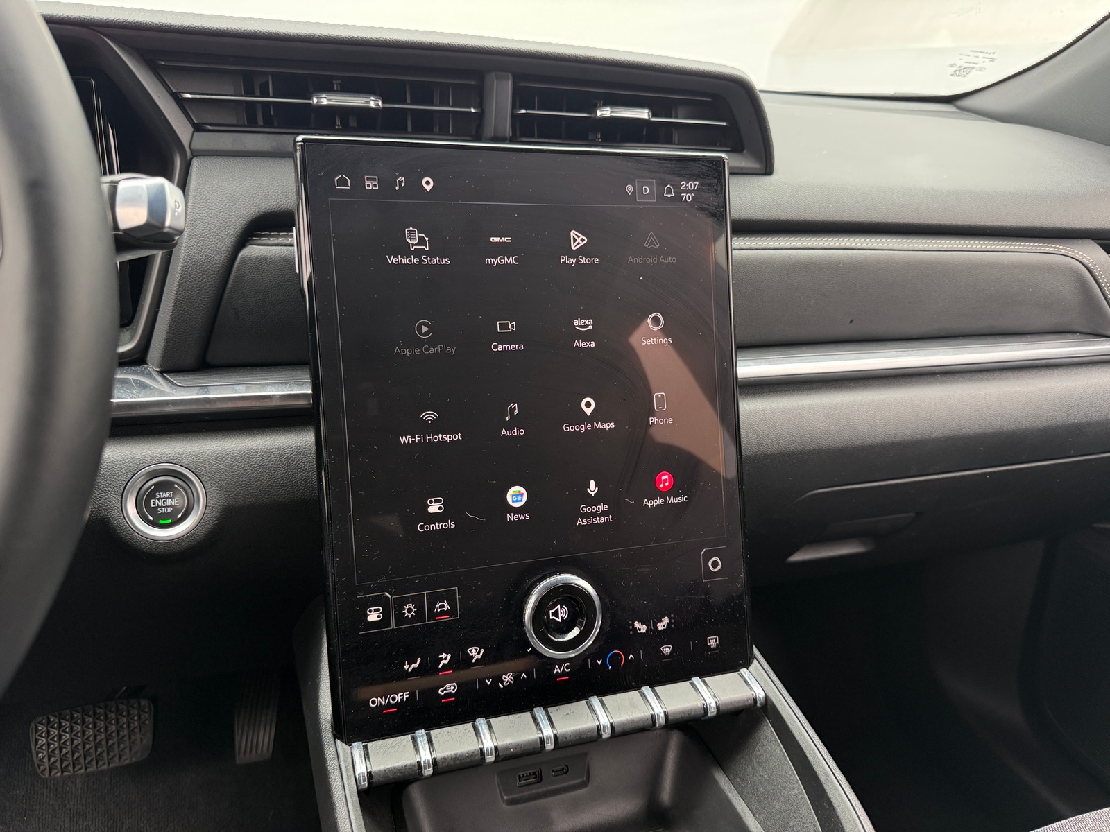 Thumbnail: 2025 GMC Terrain - 4