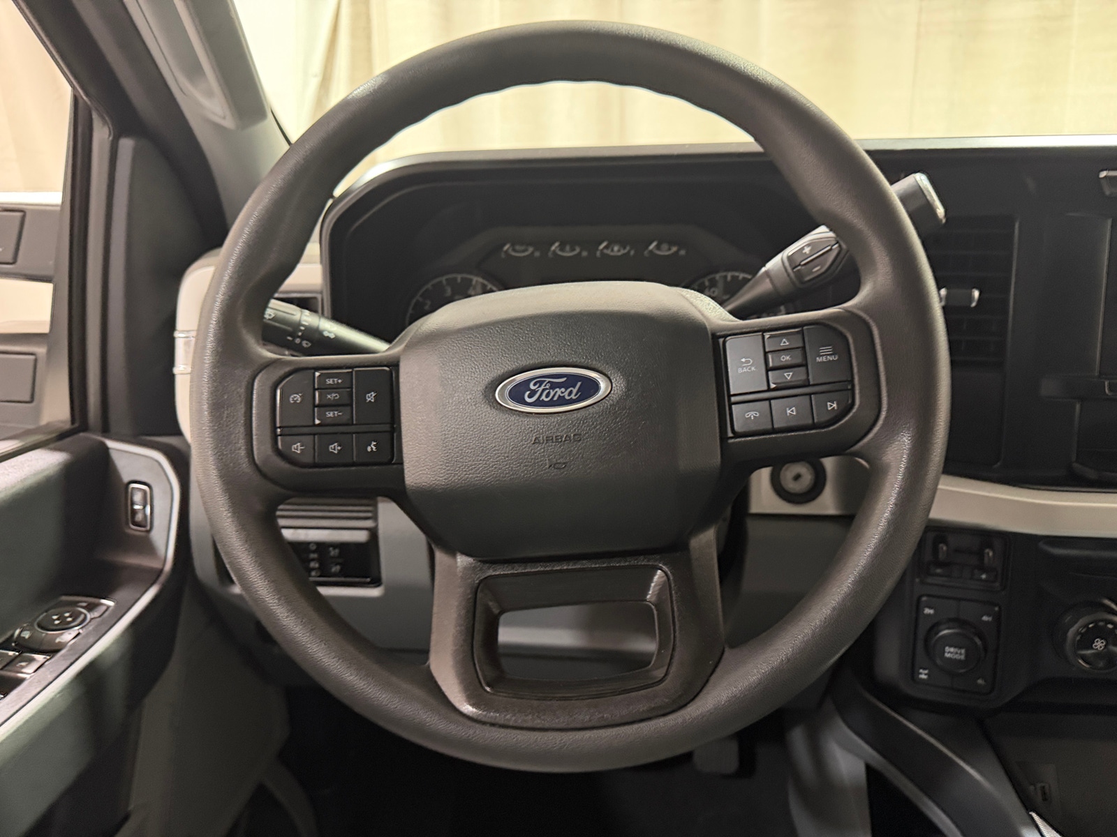 Thumbnail: 2024 Ford Econoline - 5