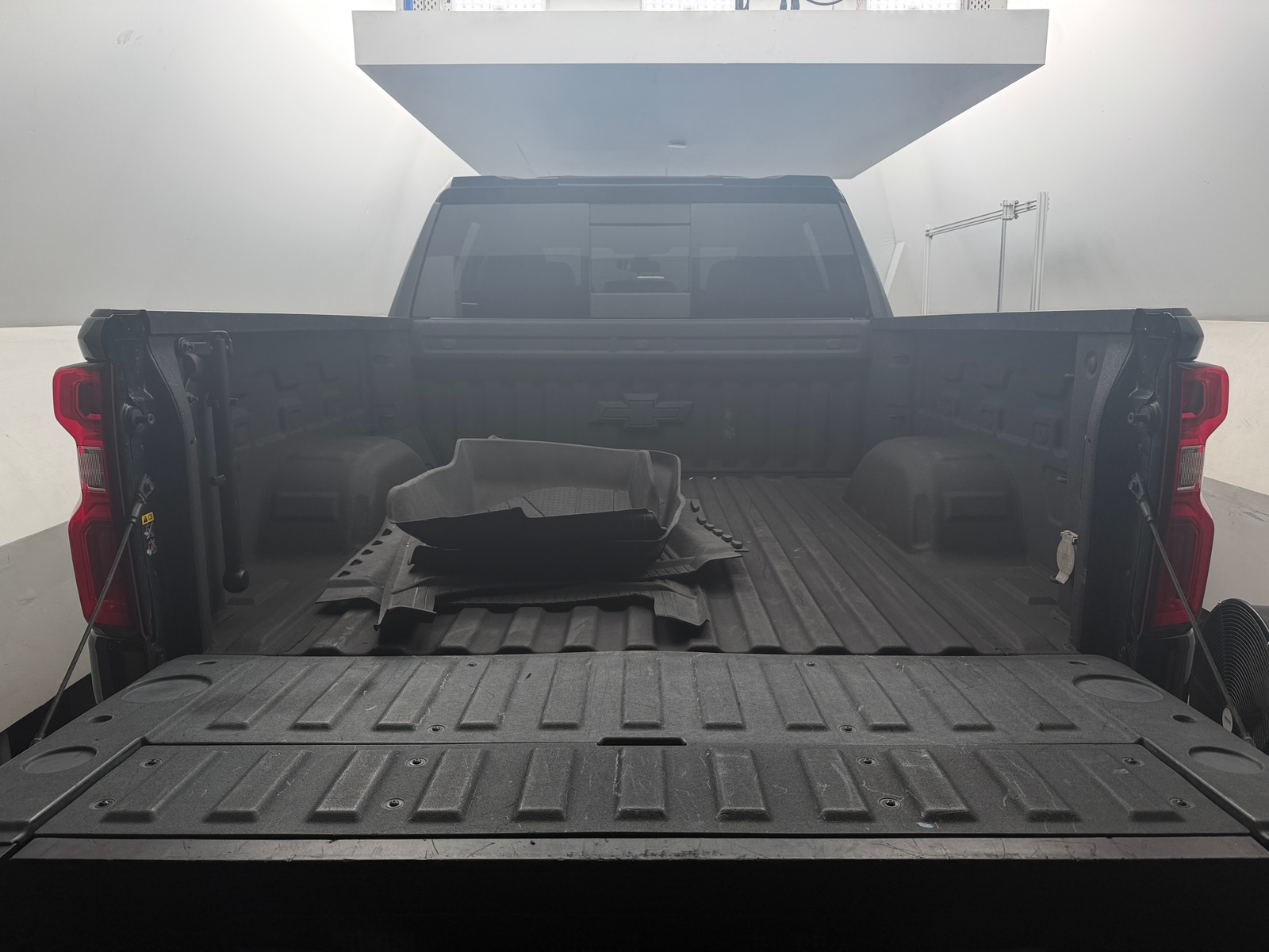 Thumbnail: 2021 Chevrolet Silverado 1500 - 6