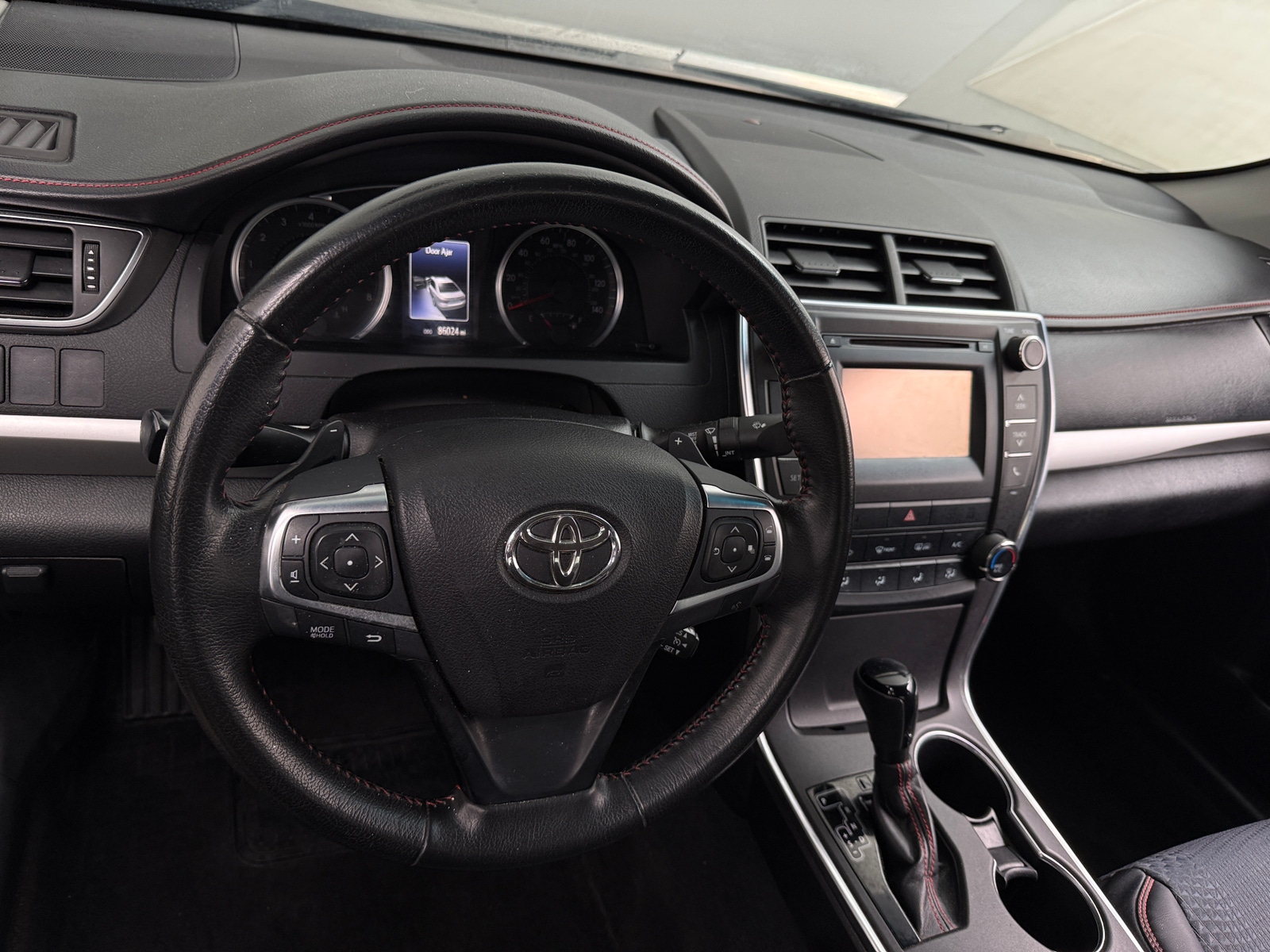 Thumbnail: 2015 Toyota Camry - 5