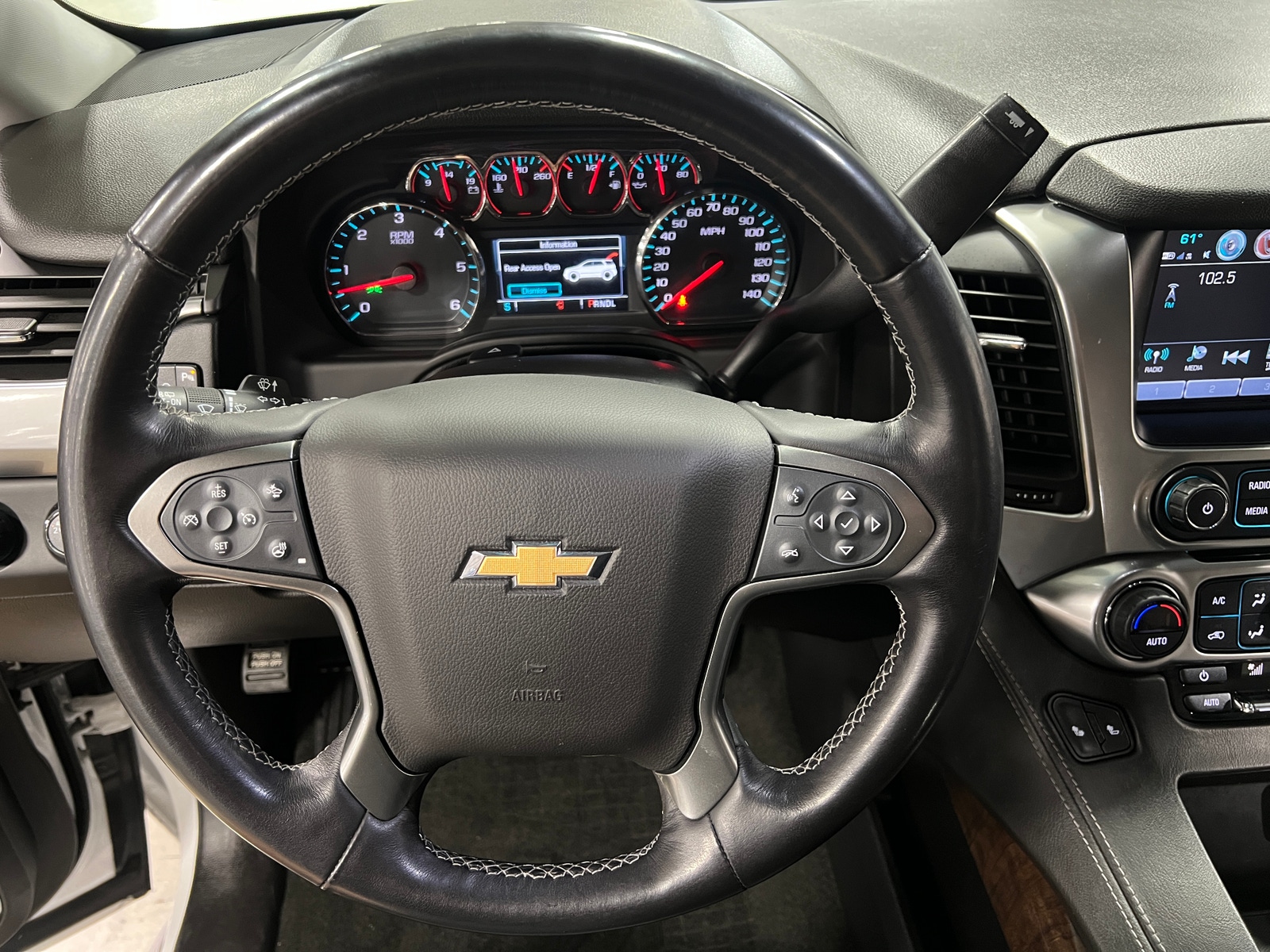 Thumbnail: 2018 Chevrolet Tahoe - 4