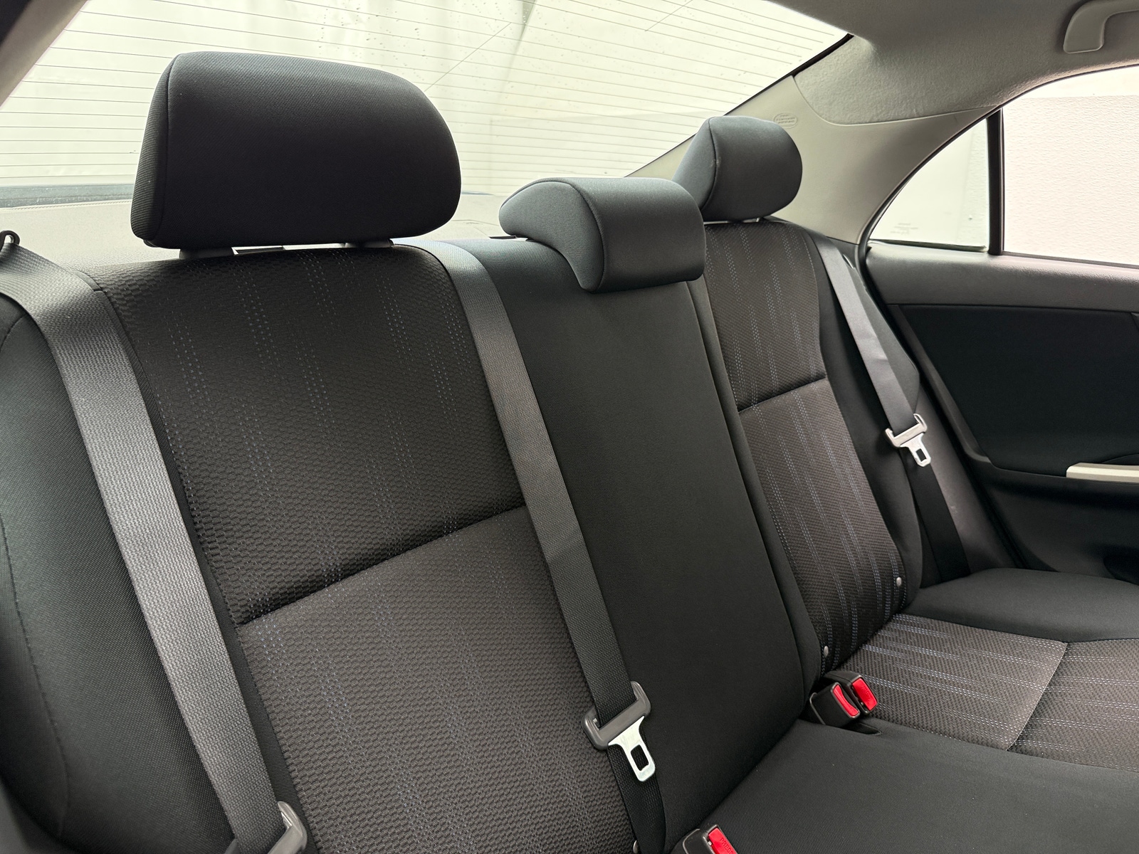 Thumbnail: 2011 Toyota Corolla - 6