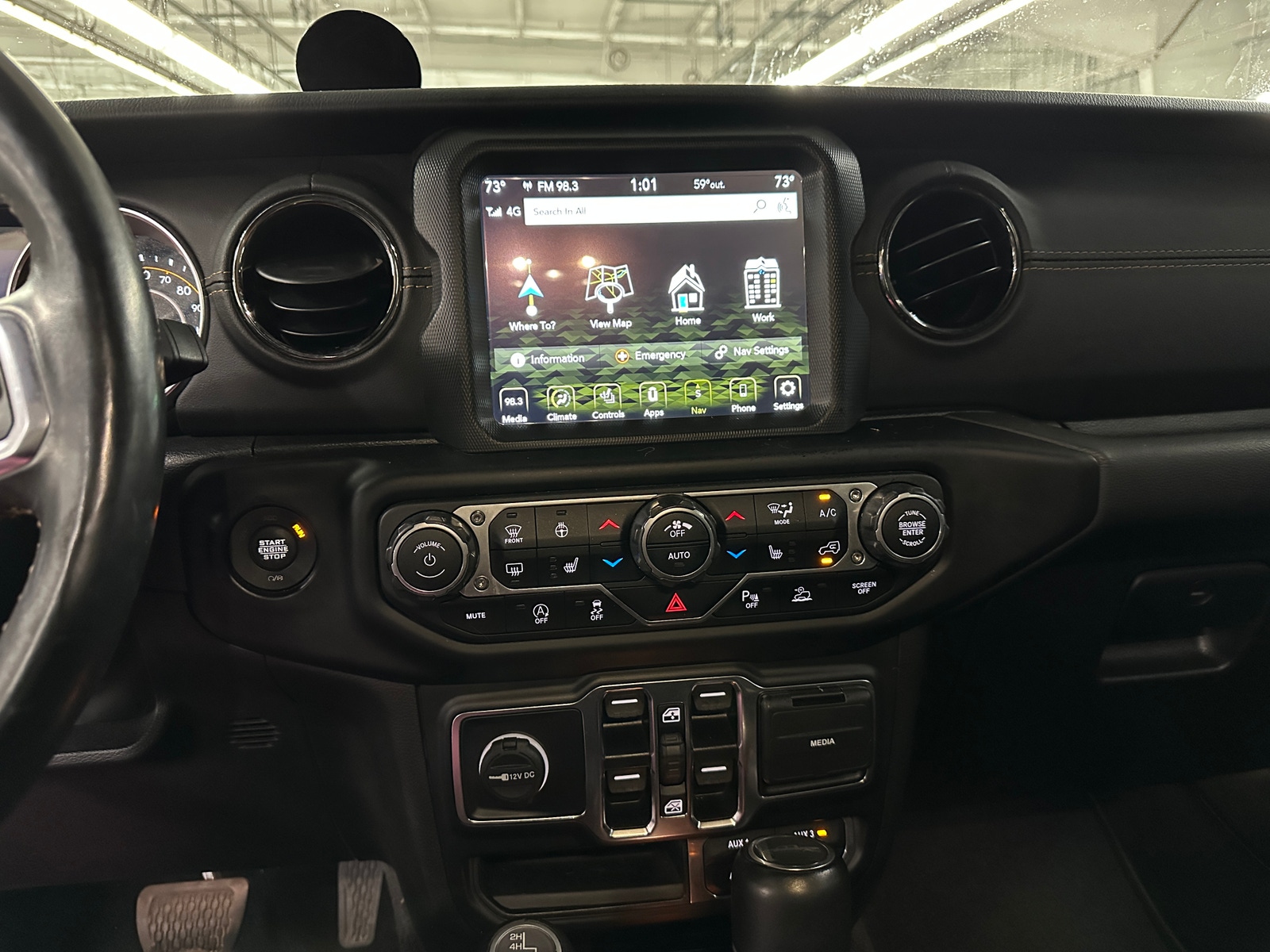 Thumbnail: 2022 Jeep Gladiator - 3