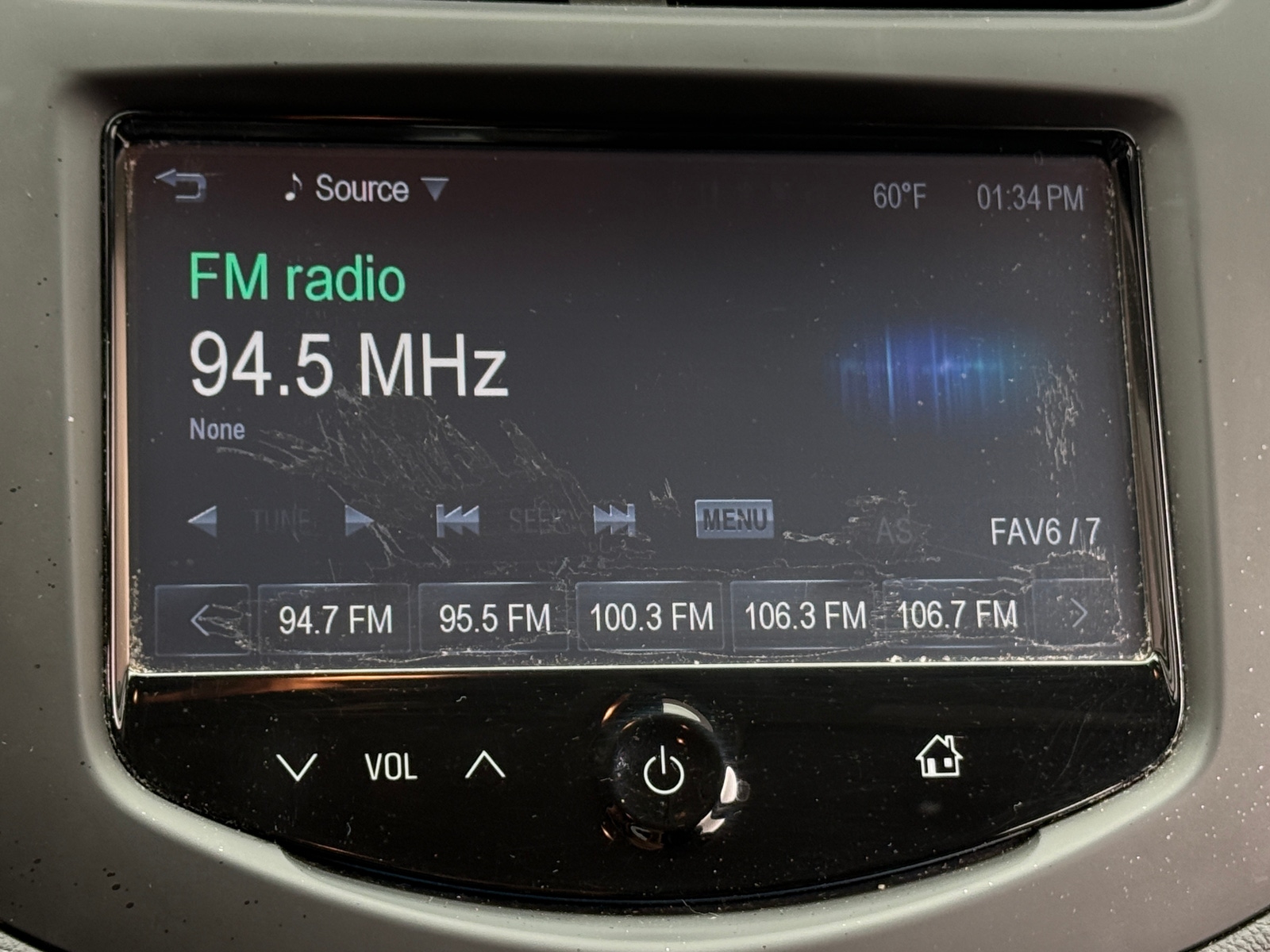 Thumbnail: 2016 Chevrolet Trax - 3