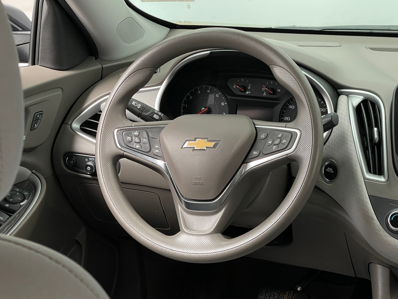 Thumbnail: 2025 Chevrolet Malibu - 5