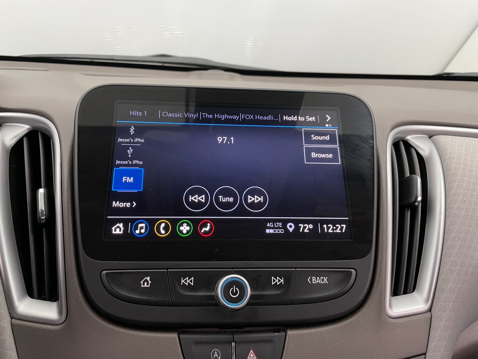 Thumbnail: 2025 Chevrolet Malibu - 4