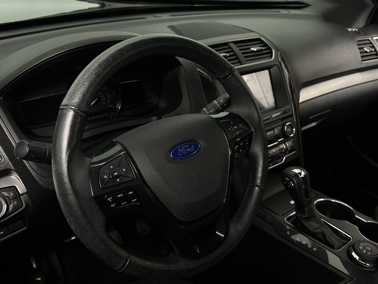 Thumbnail: 2018 Ford Explorer - 4