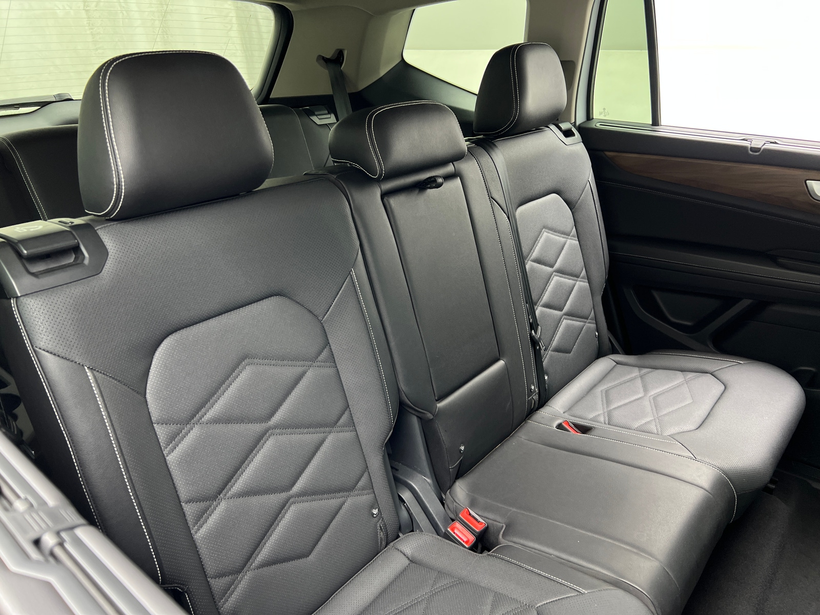 Thumbnail: 2026 Volkswagen Atlas - 6