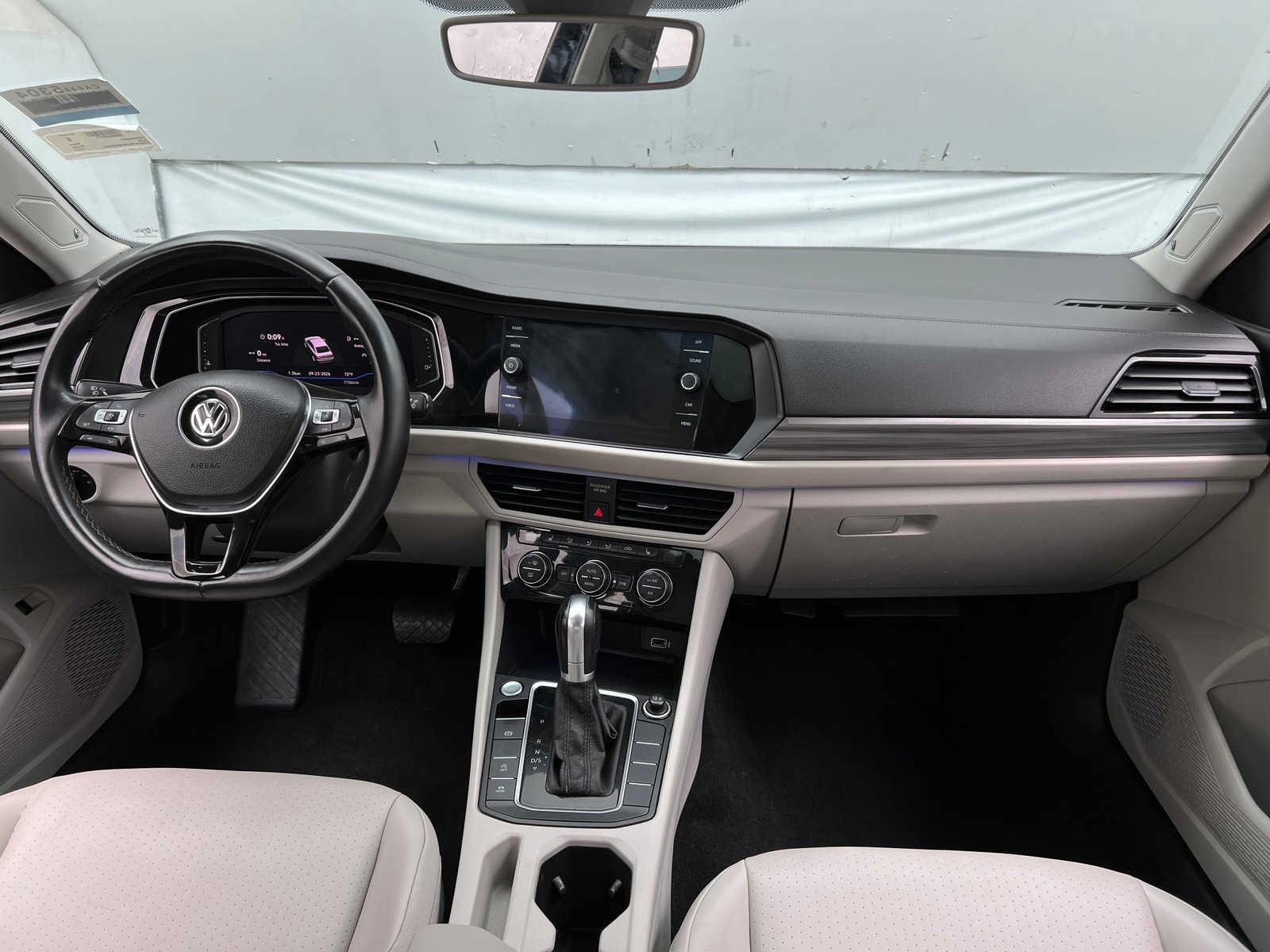Thumbnail: 2019 Volkswagen Jetta - 3