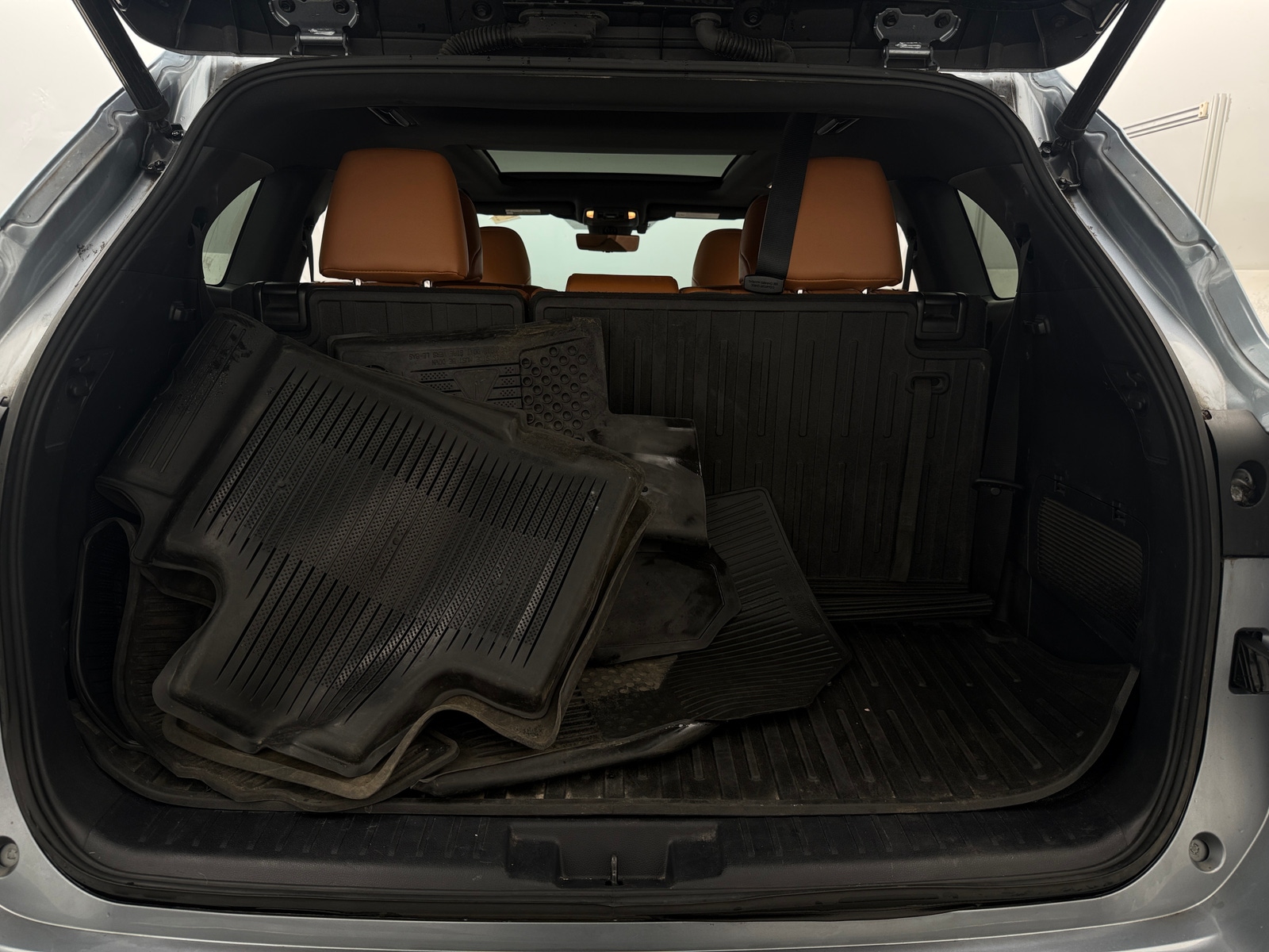 Thumbnail: 2021 Toyota Highlander - 6