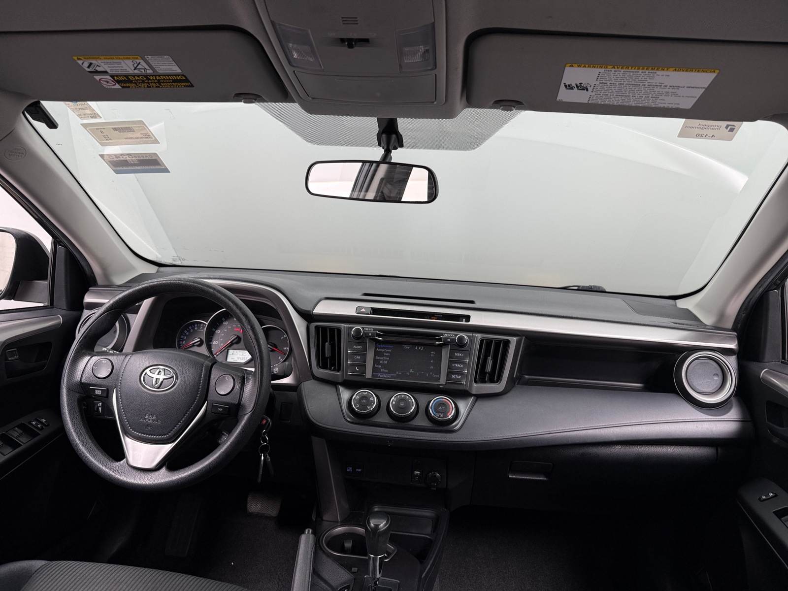 Thumbnail: 2016 Toyota RAV4 - 3