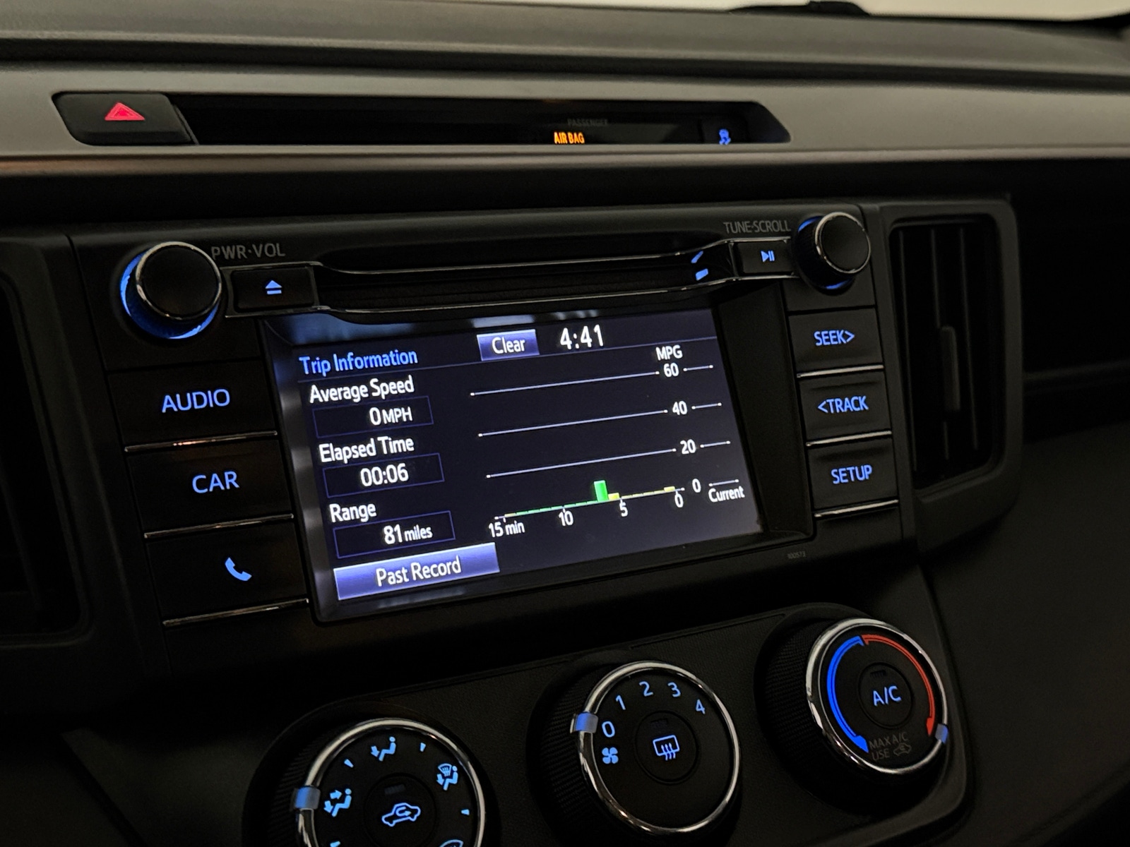 Thumbnail: 2016 Toyota RAV4 - 4