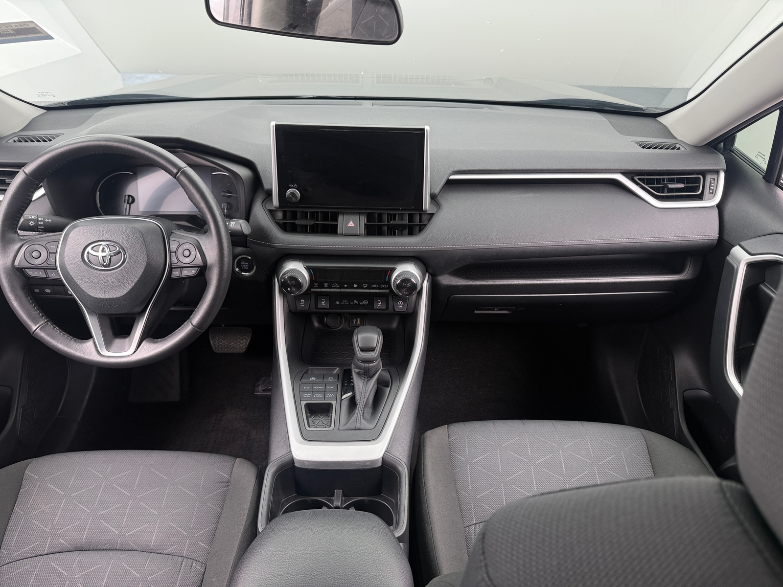 Thumbnail: 2024 Toyota RAV4 - 3