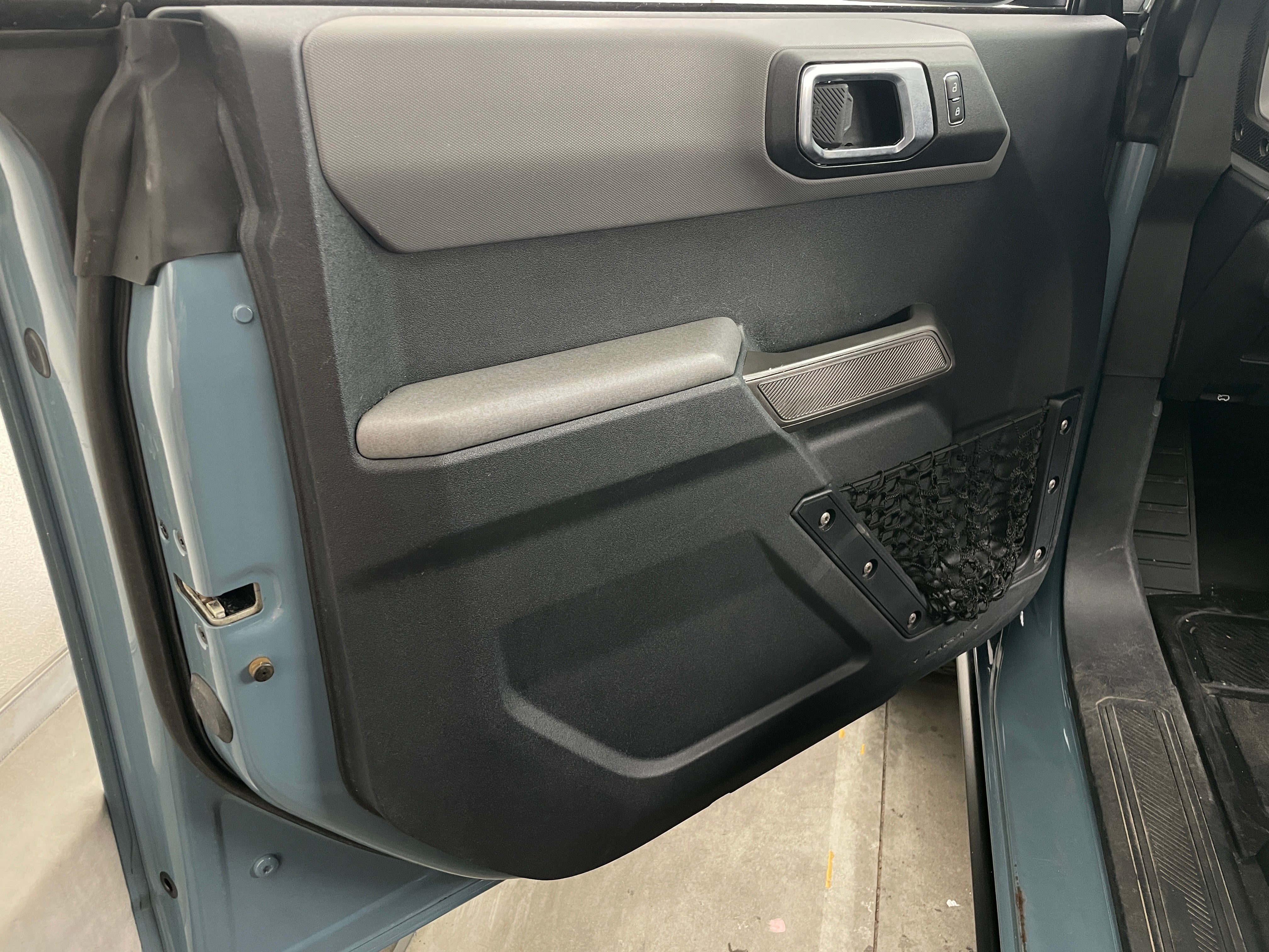 2021 Ford Bronco 4-Door Black Diamond