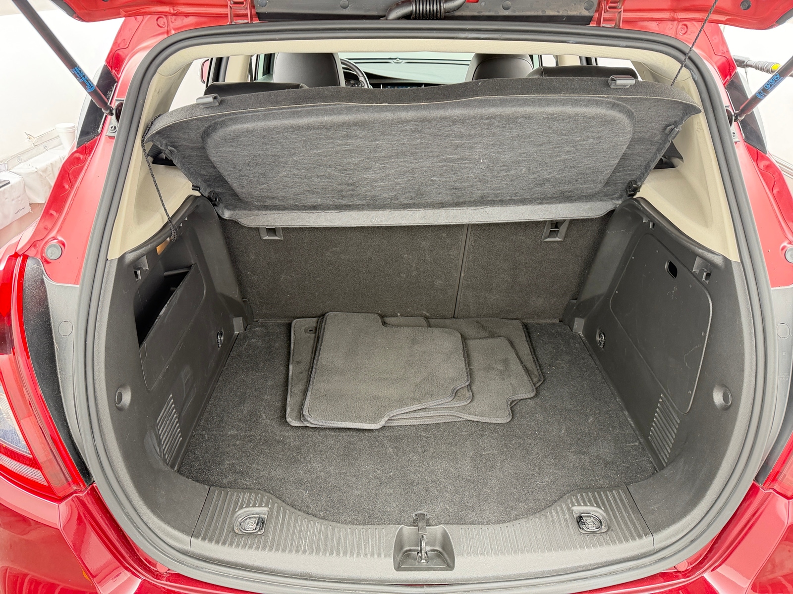 Thumbnail: 2019 Buick Encore - 6