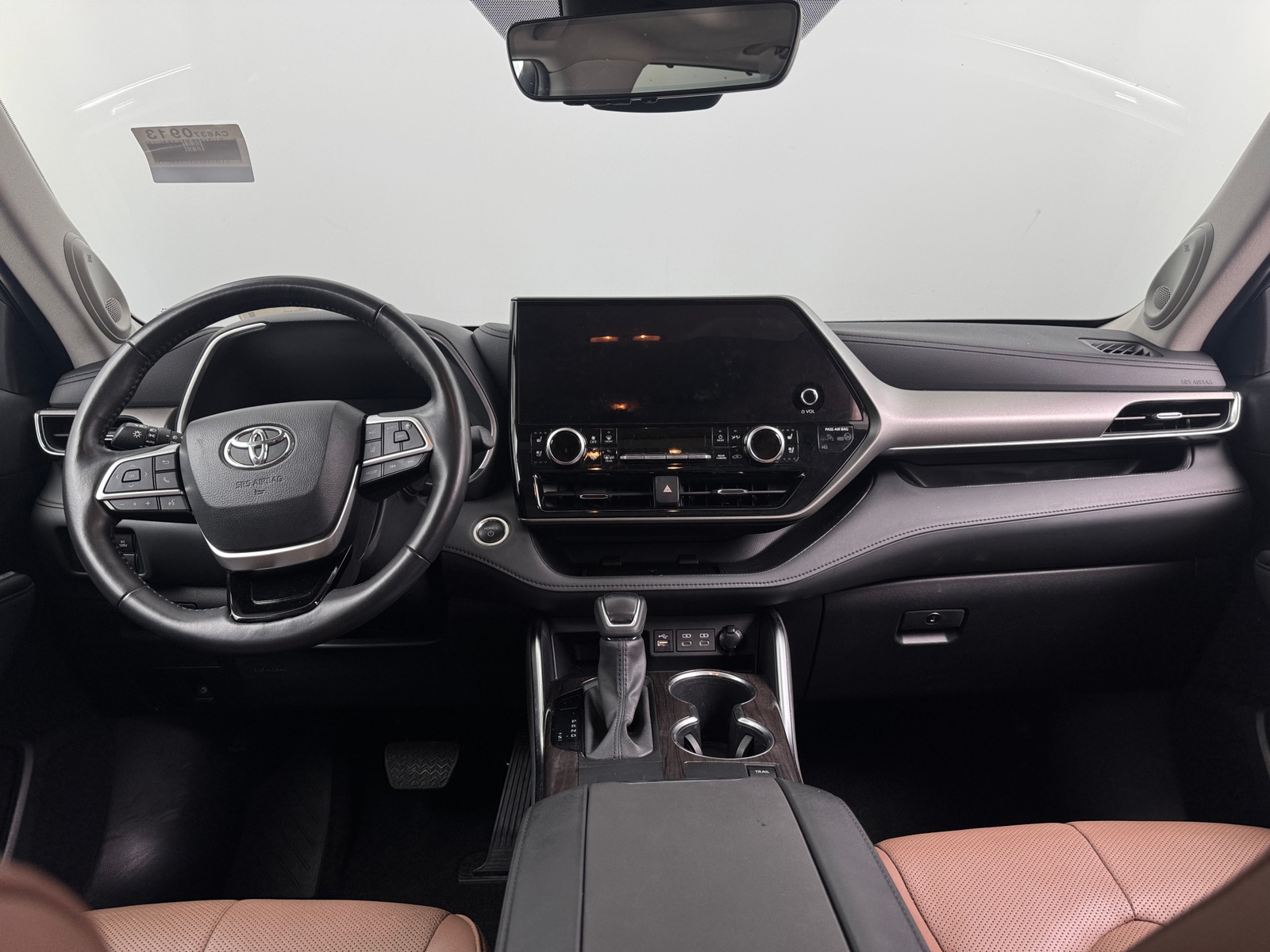 Thumbnail: 2025 Toyota Highlander - 2