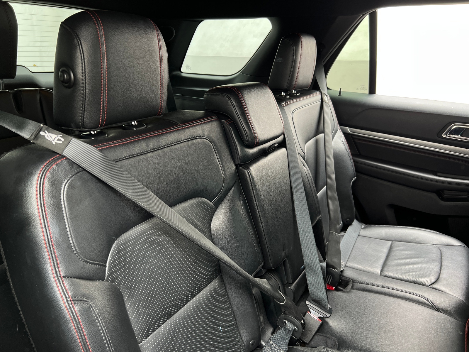 Thumbnail: 2016 Ford Explorer - 5