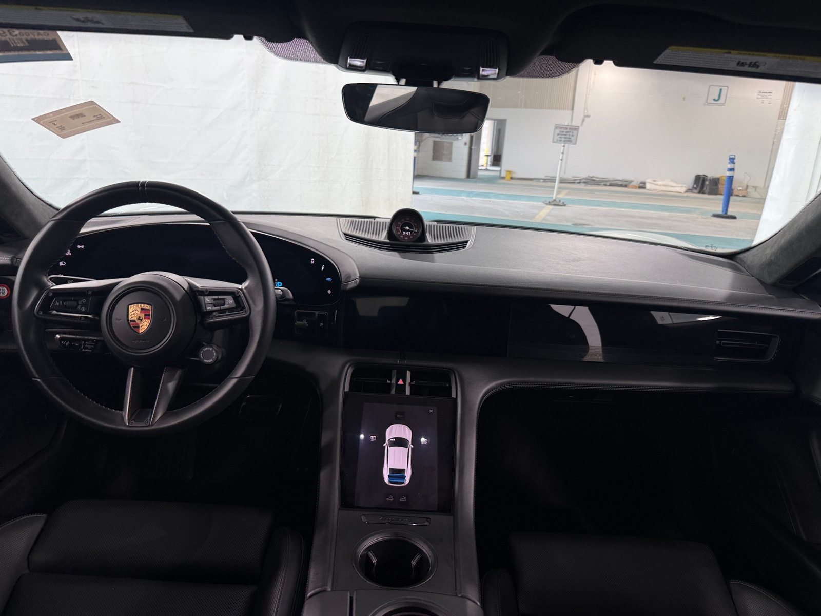 Thumbnail: 2023 Porsche Taycan - 2