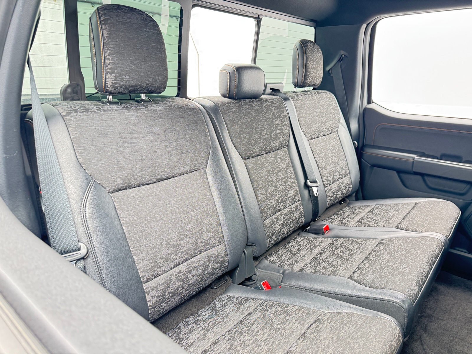 Thumbnail: 2021 Ford Econoline - 6