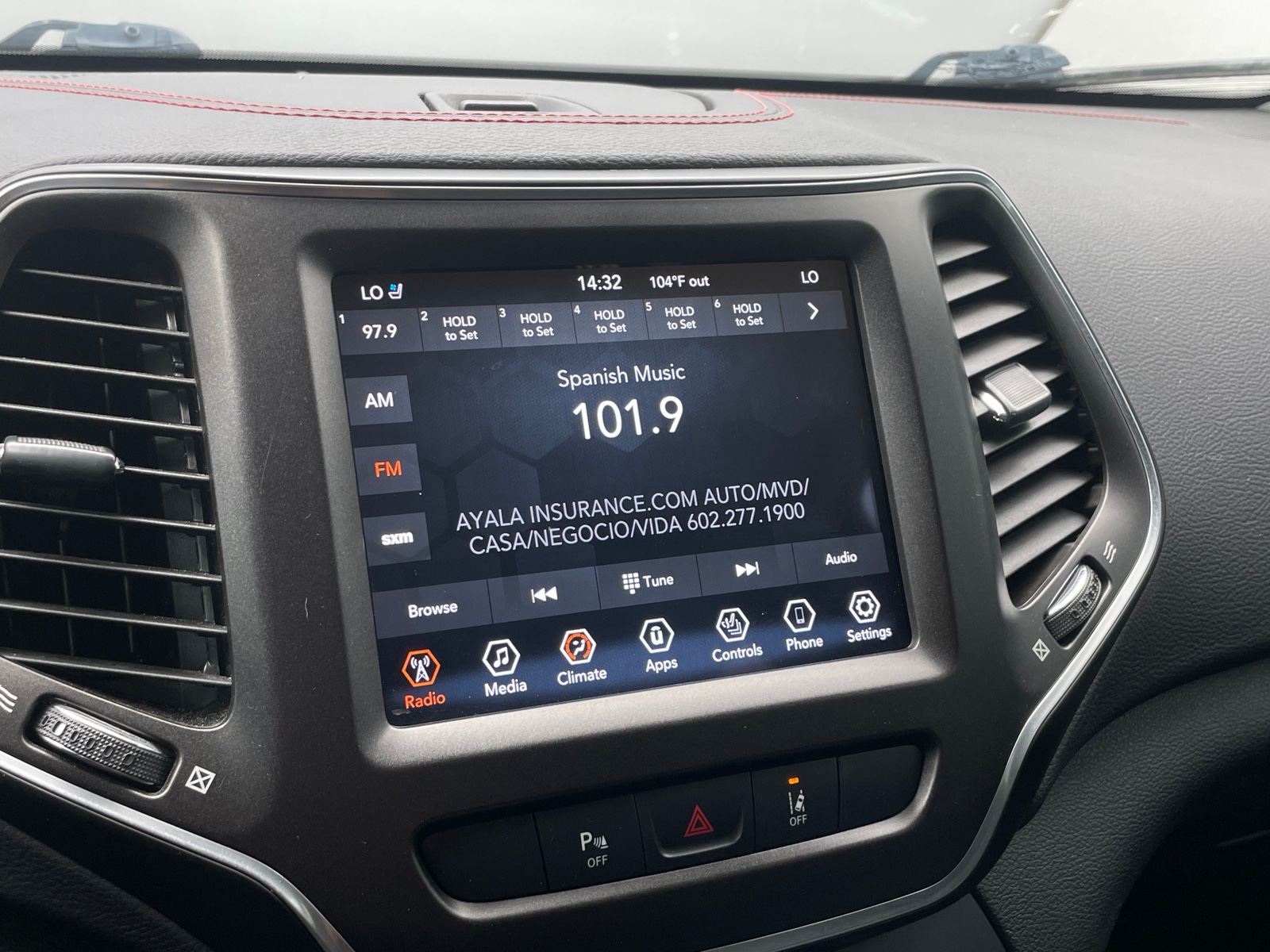 Thumbnail: 2021 Jeep Cherokee - 3
