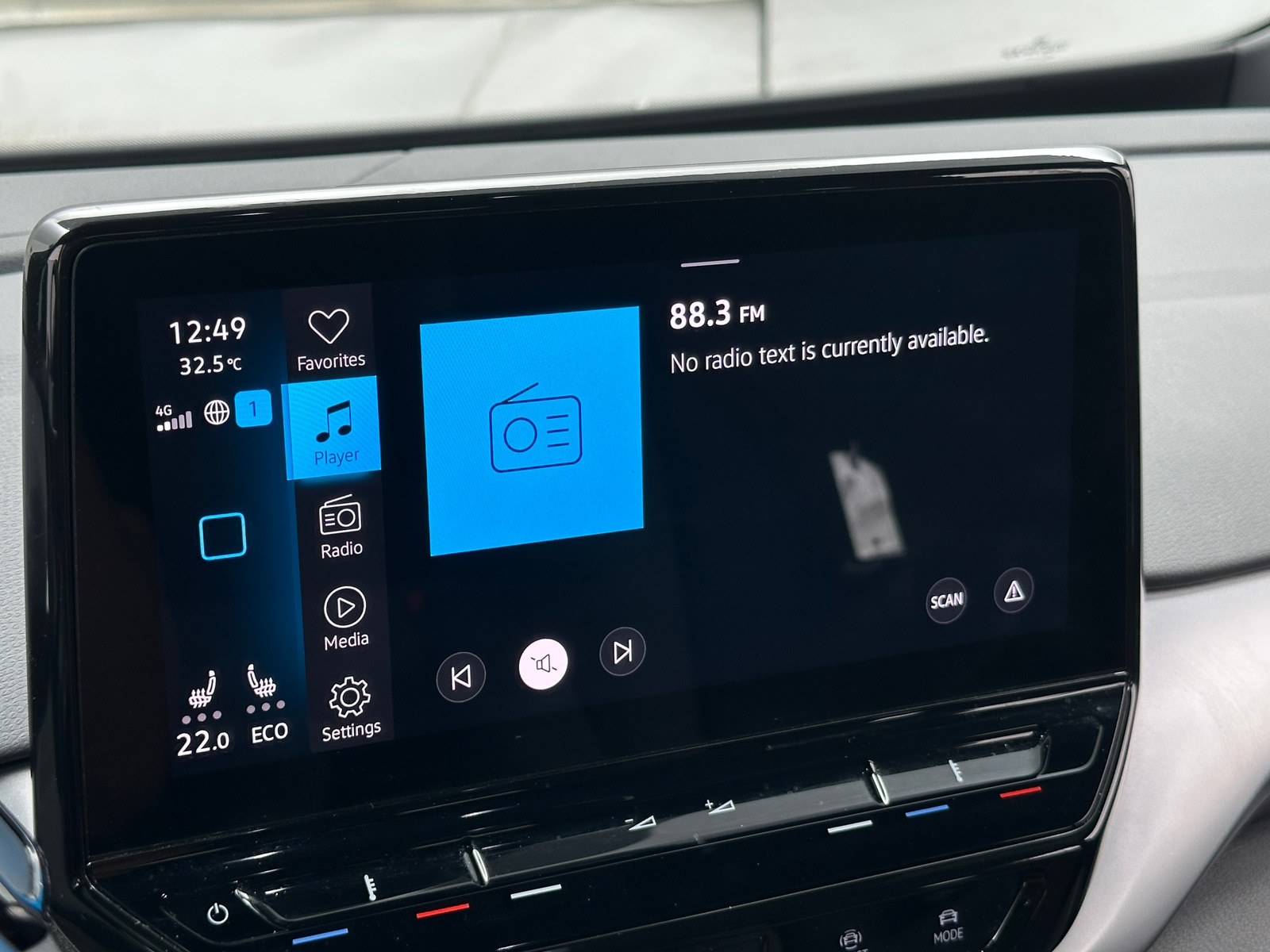 Thumbnail: 2021 Volkswagen ID.4 - 4