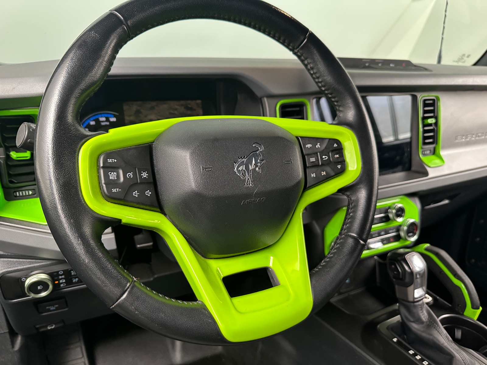 Thumbnail: 2024 Ford Bronco - 4