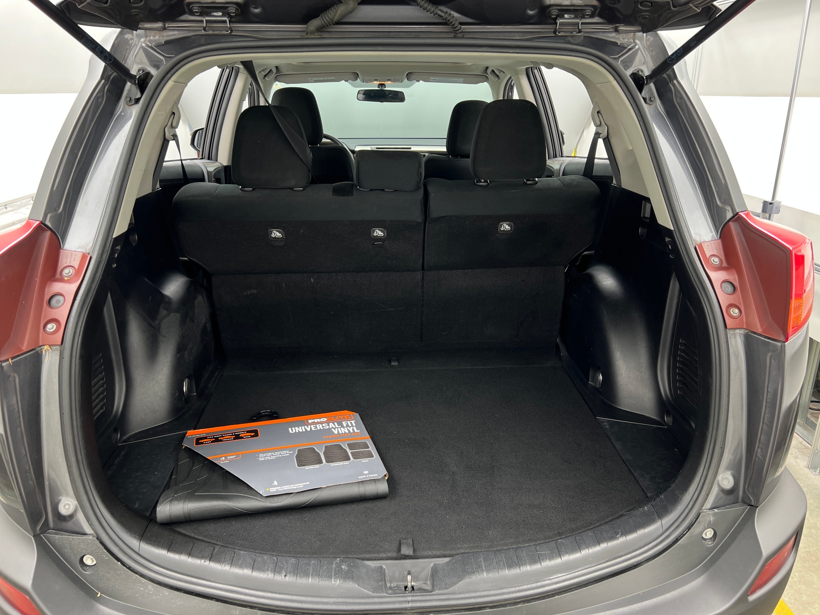 Thumbnail: 2013 Toyota RAV4 - 7